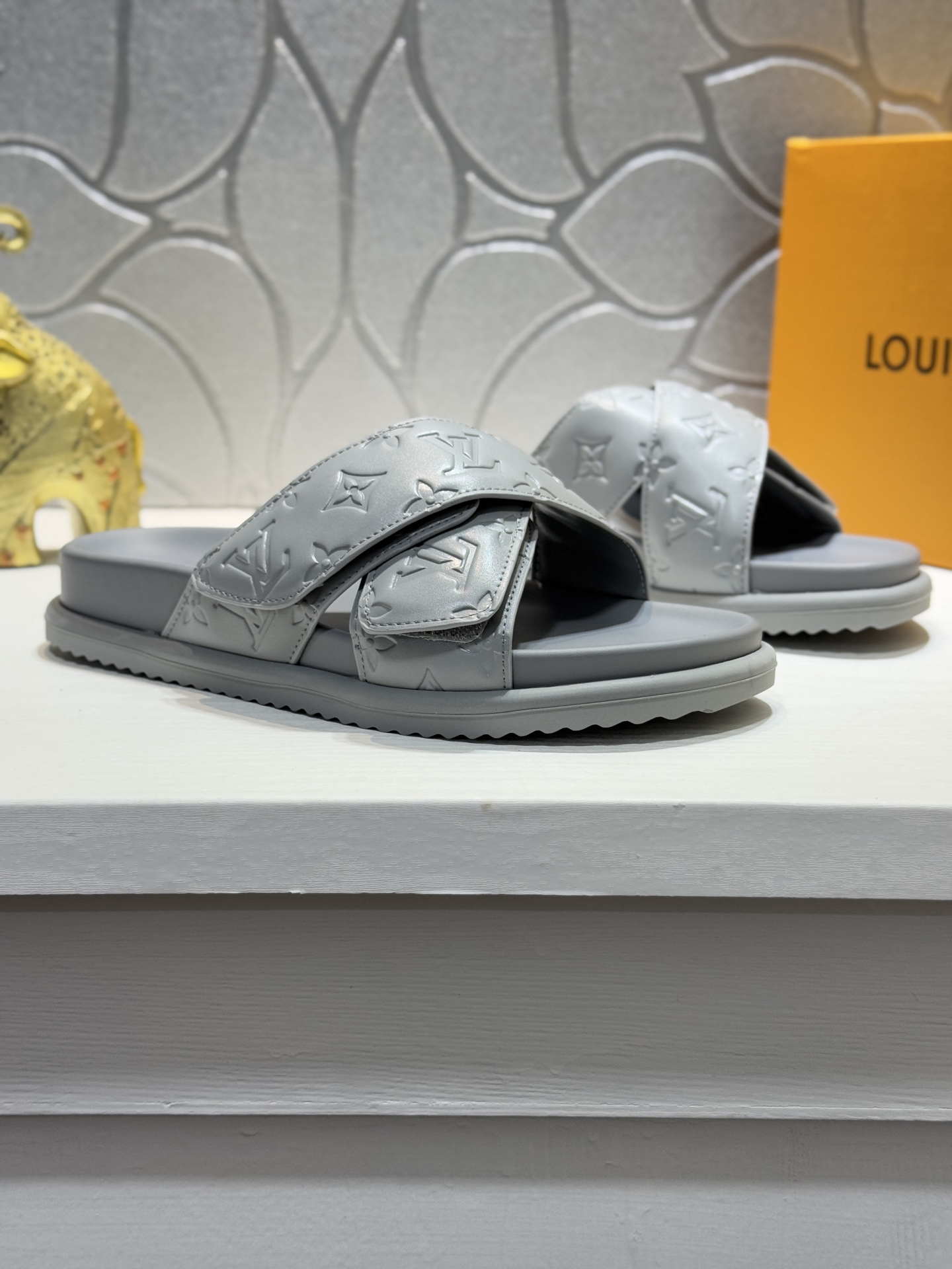 LV Summer footwear