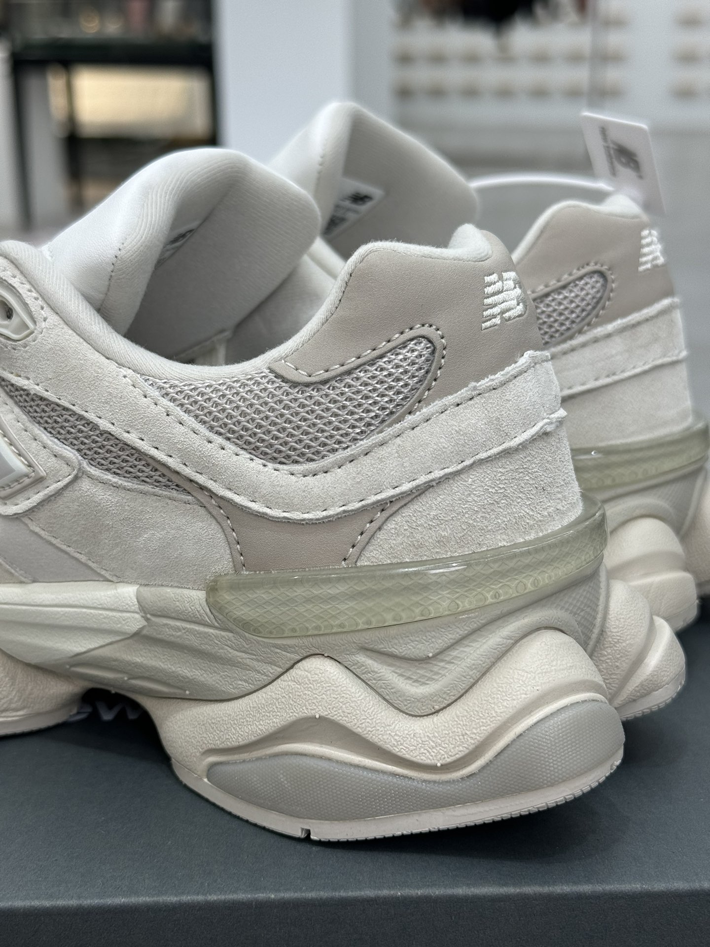 New Balance Sneakers-206