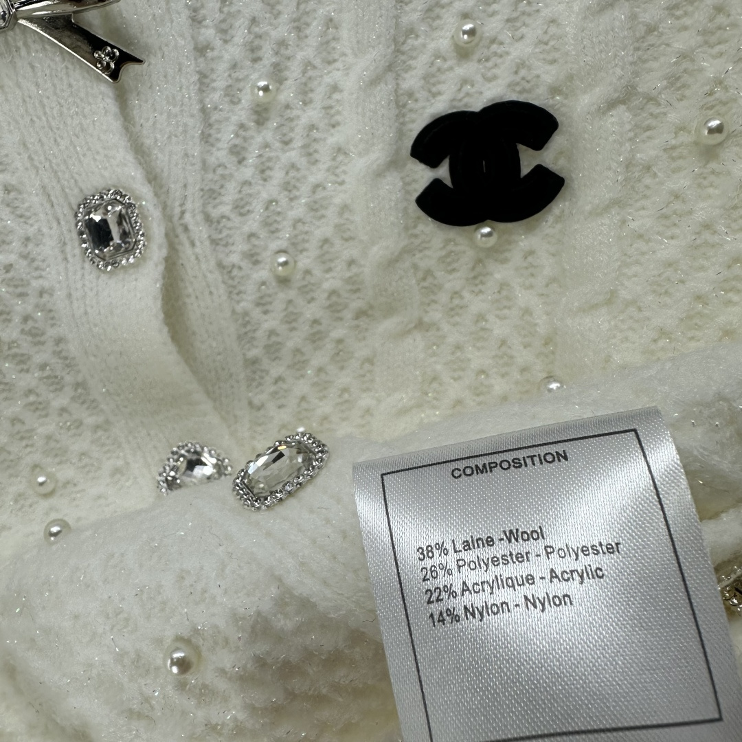 Chanel Clothing-19