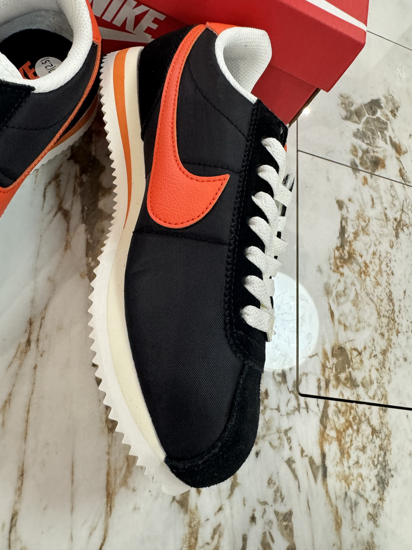 Nike Sneakers-249