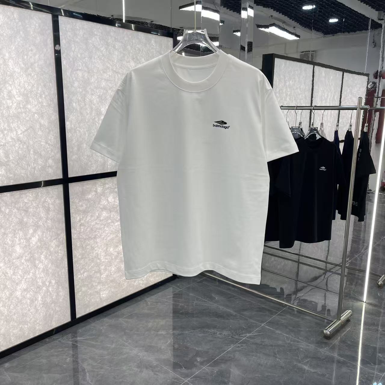 Balenciaga clothing-87