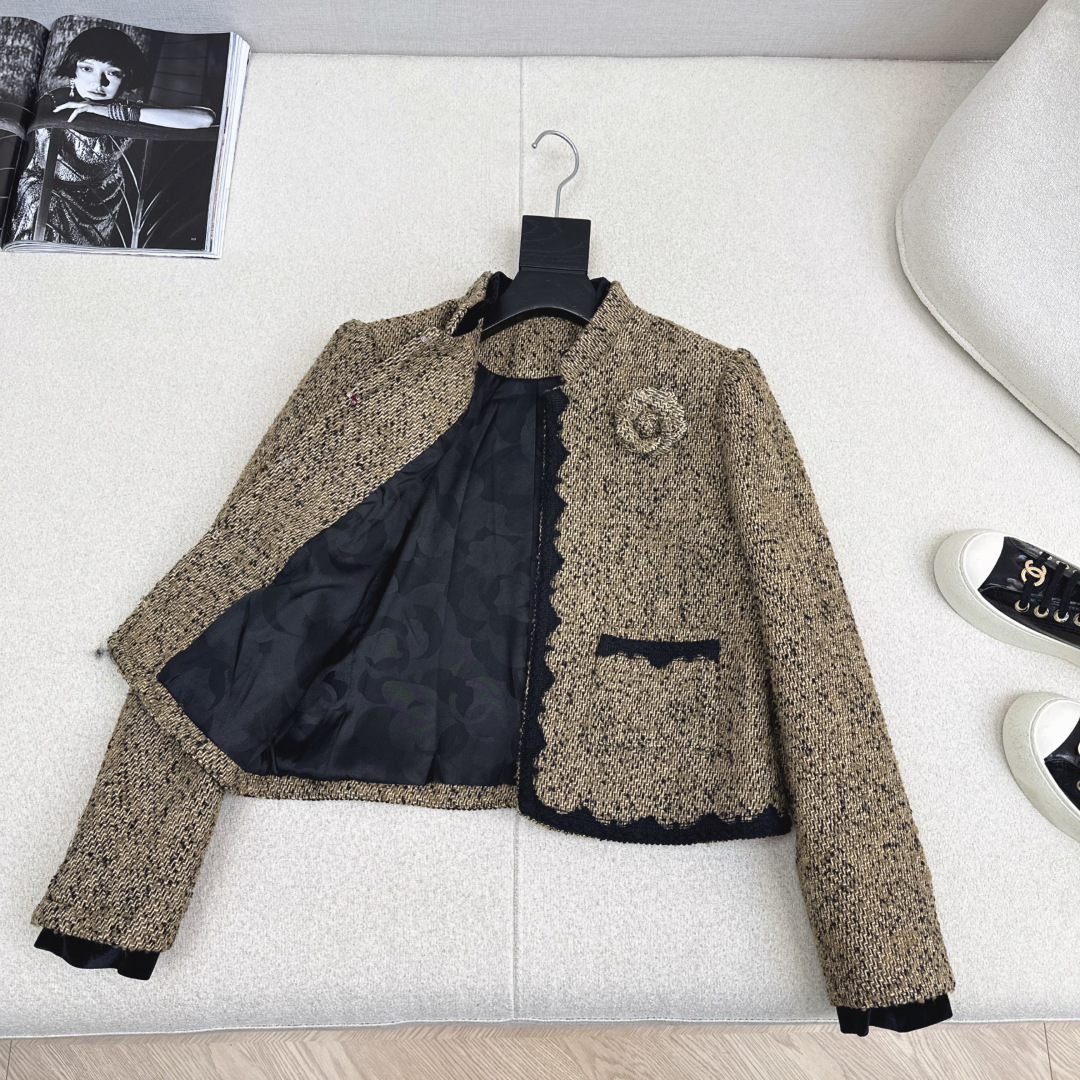Chanel Clothing-11