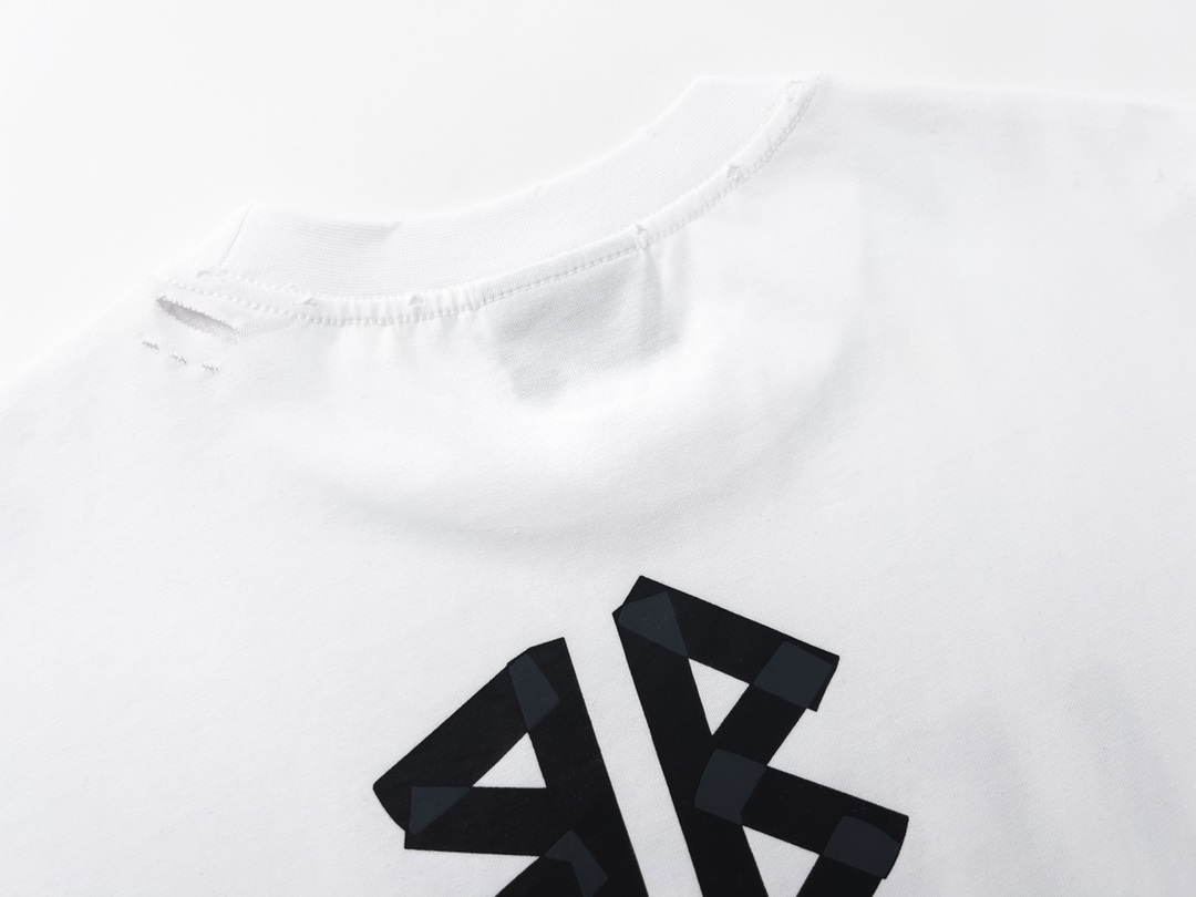 Balenciaga clothing-190