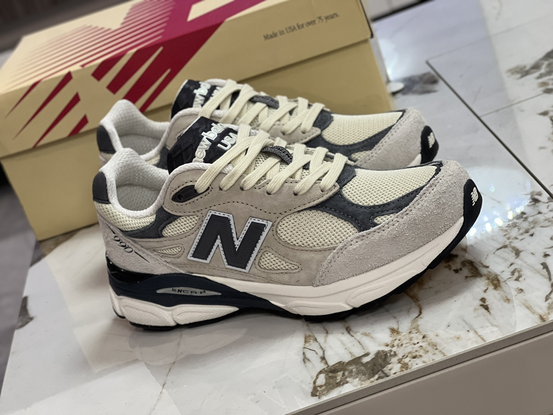 New Balance Sneakers-147