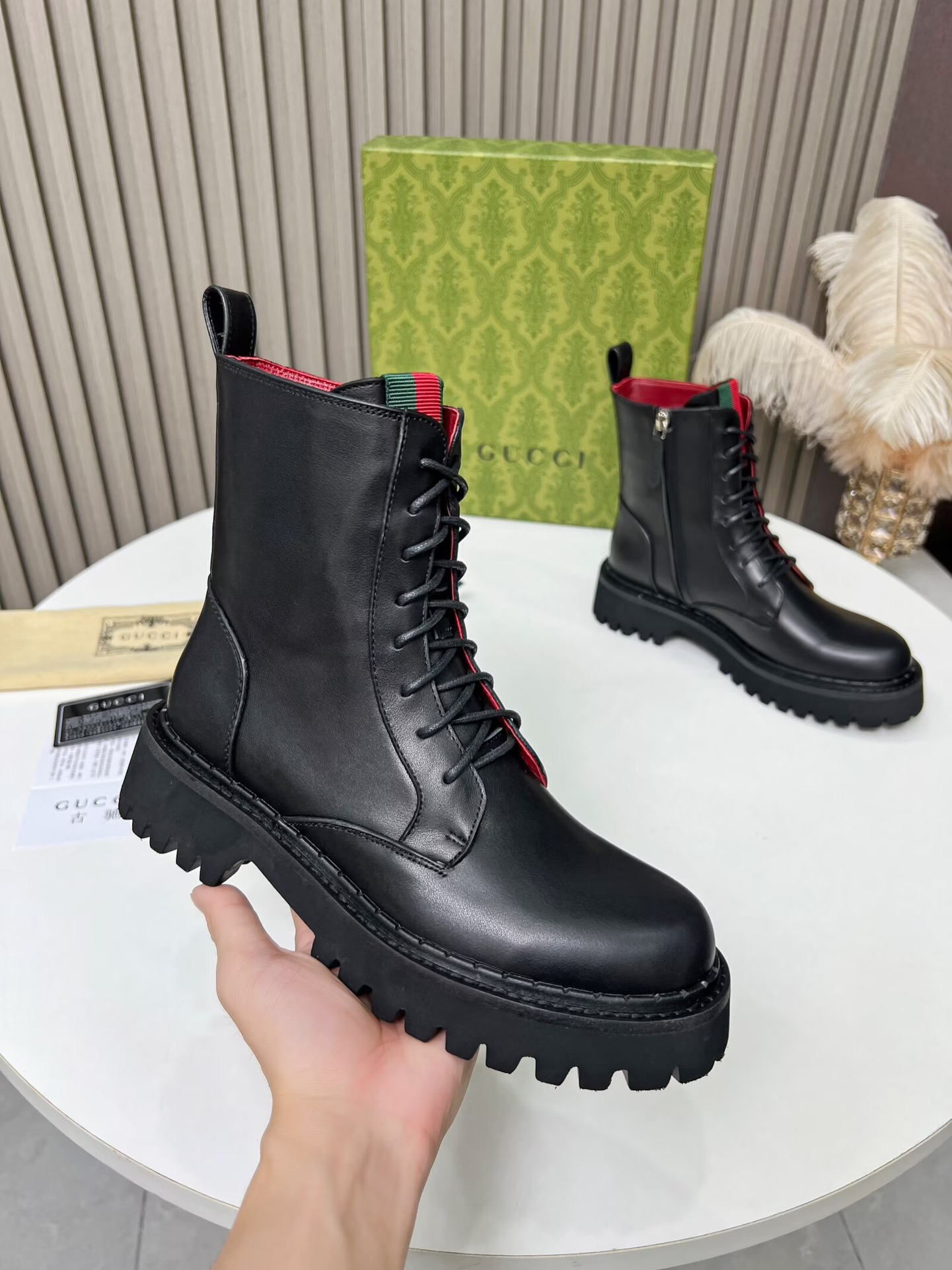 Gucci women's leather shoes-9