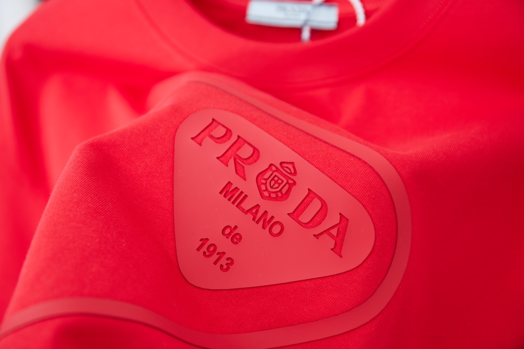 Prada clothing-236