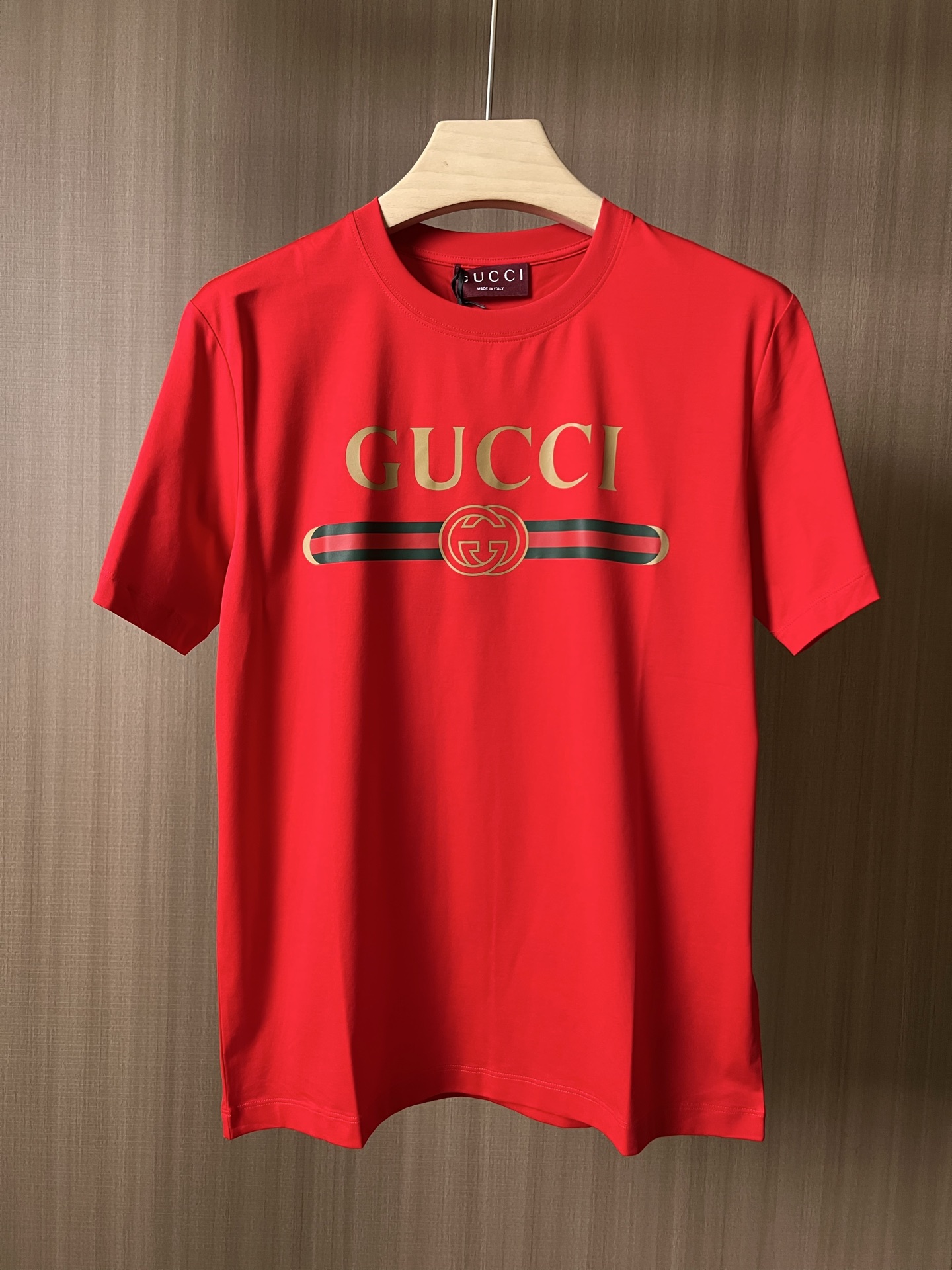 Gucci Clothing-211
