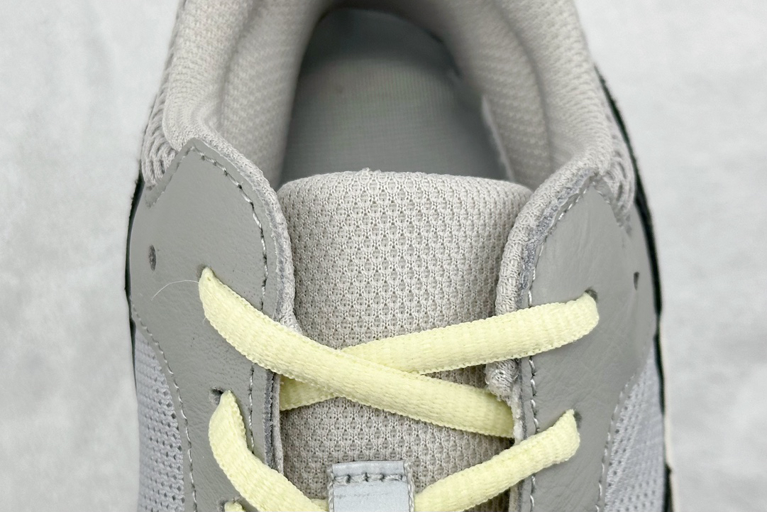 Adidas Sneakers-100