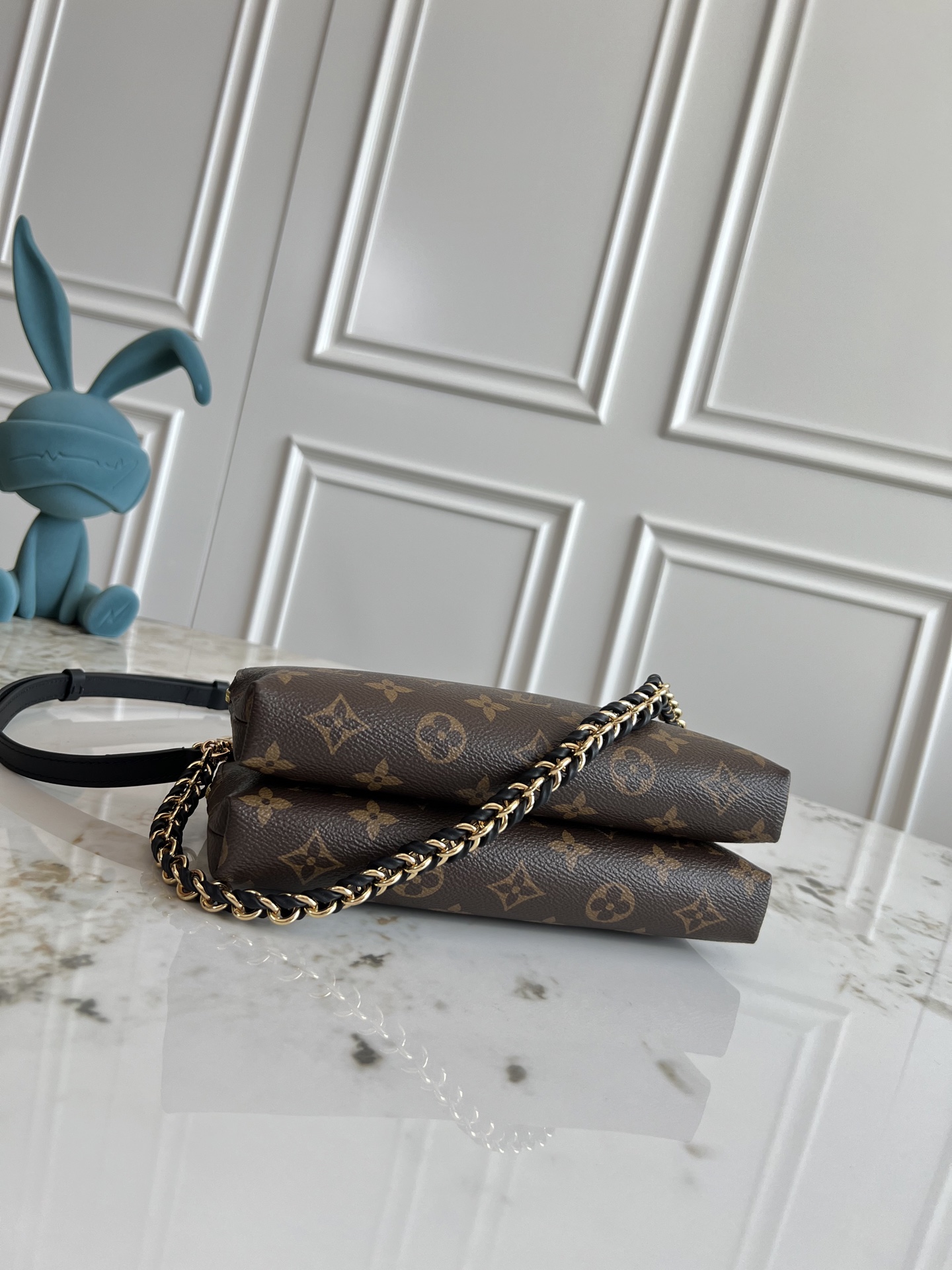 Louis Vuitton Hot New Product-30