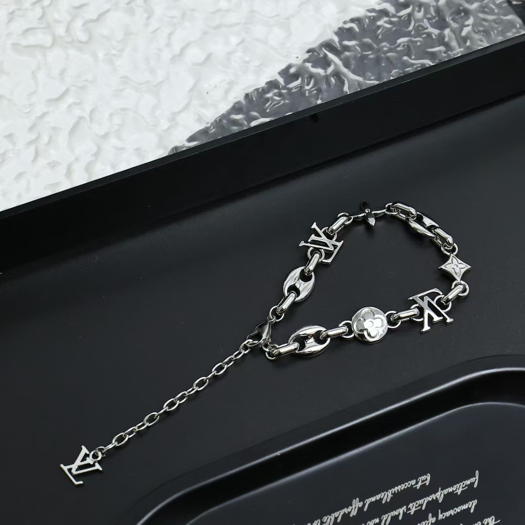 LV Bracelet-63