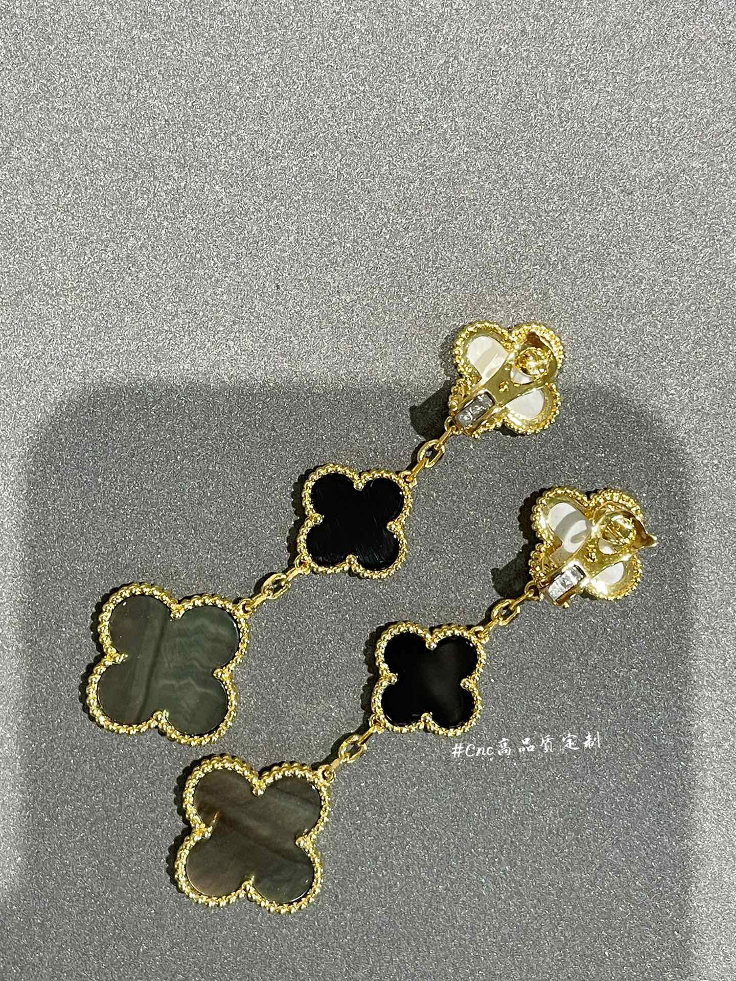 Van Cleef & Arpels earring-2