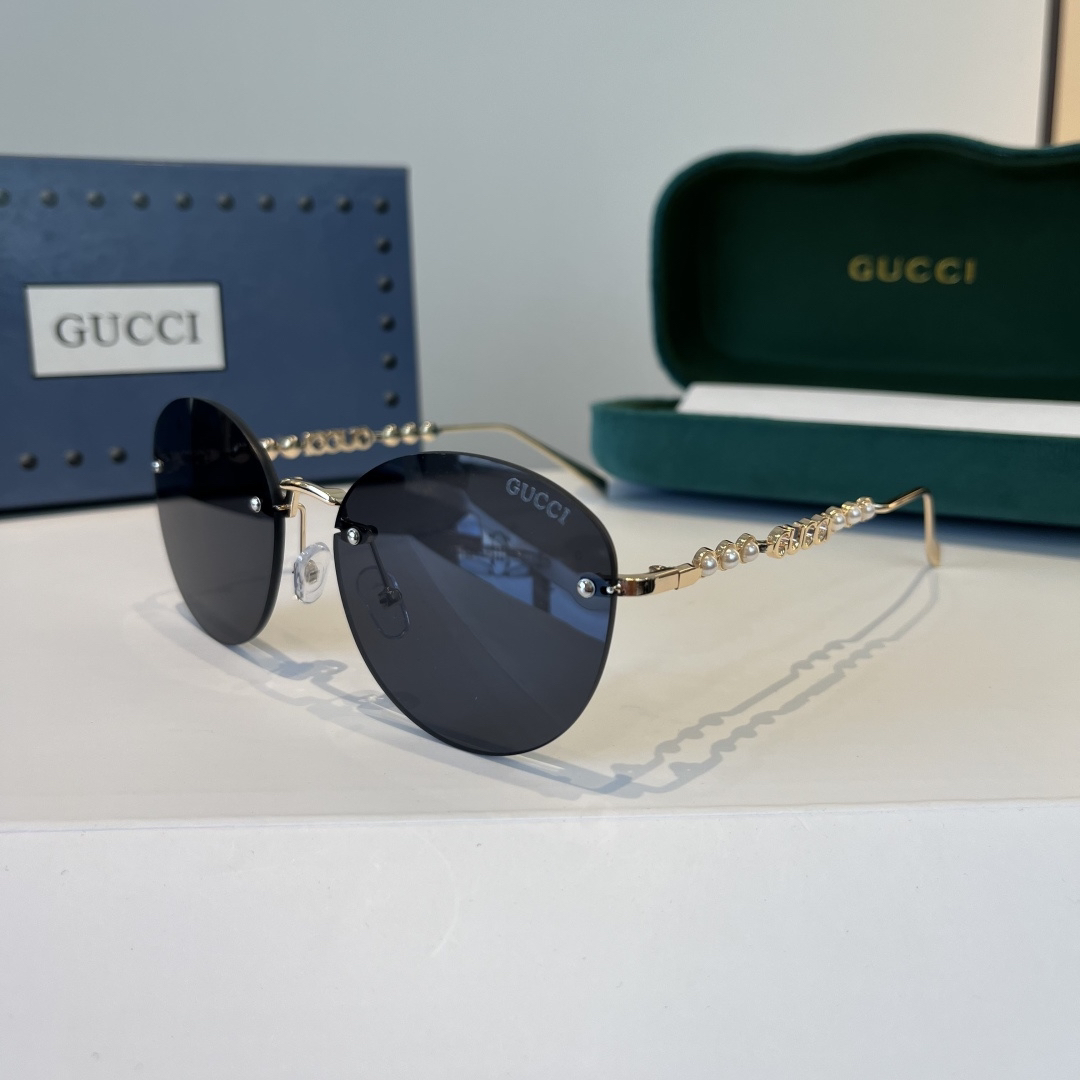 Gucci glasses-37