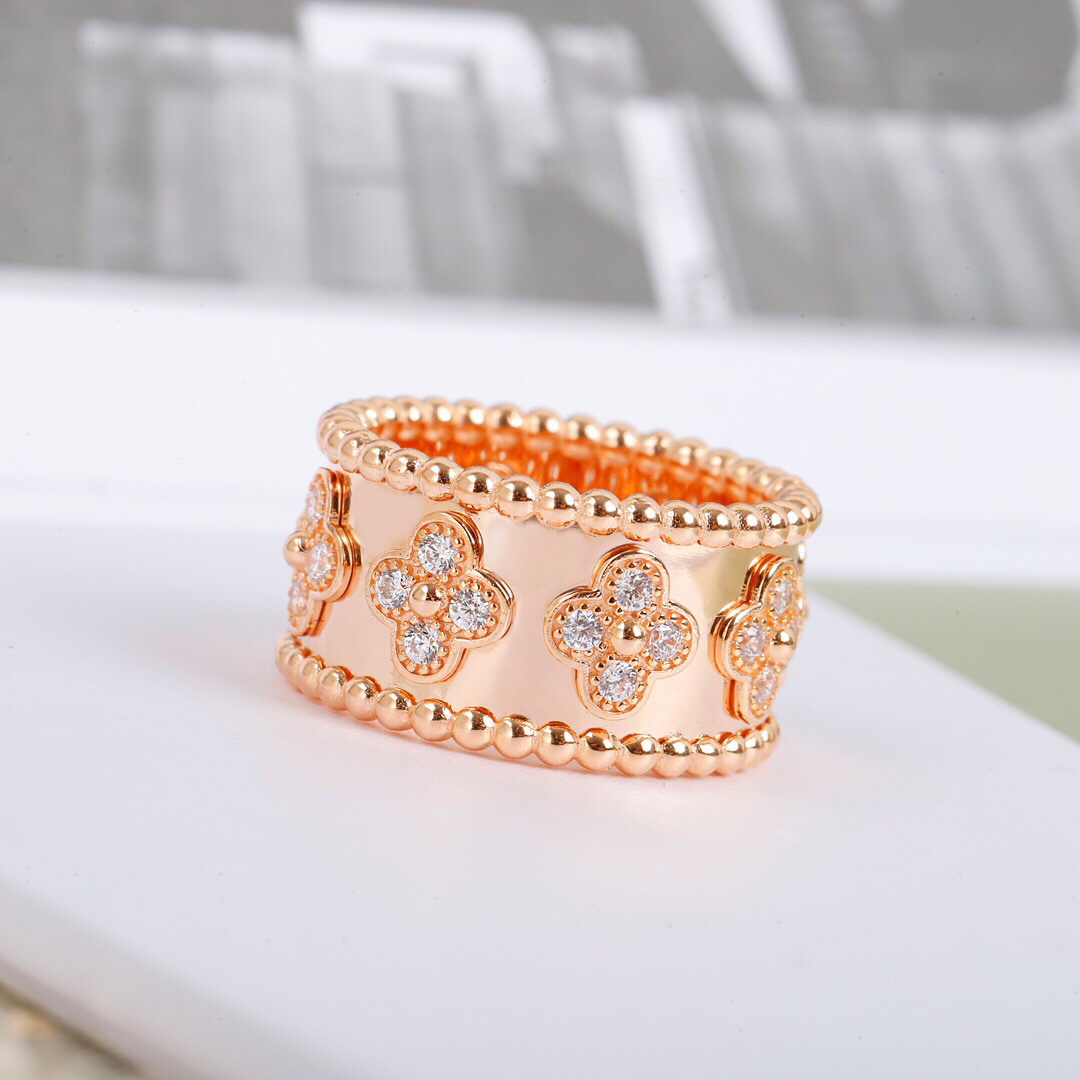 Van Cleef & Arpels ring-57