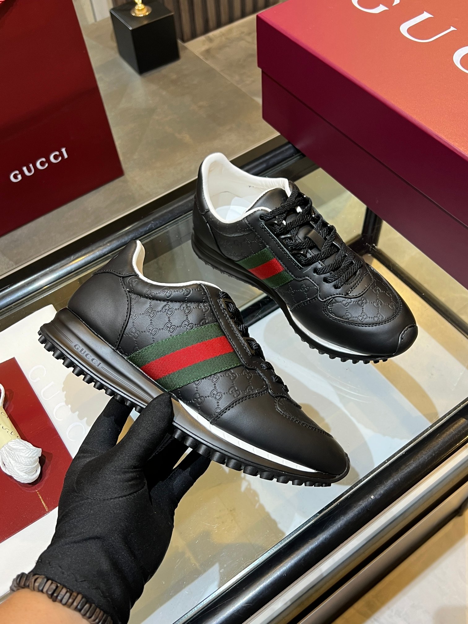 Gucci Sneakers-71