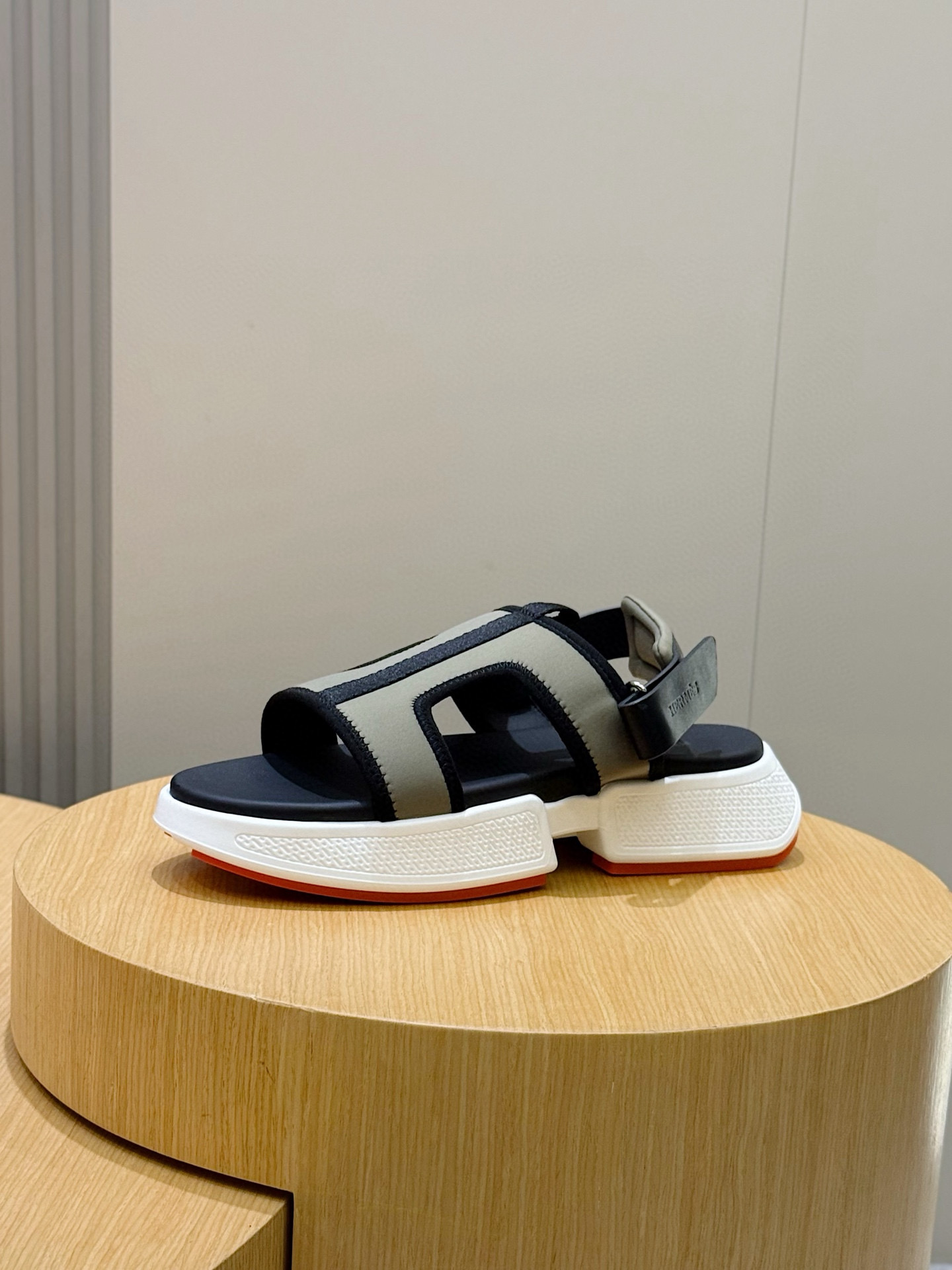 Hermes Summer footwear
