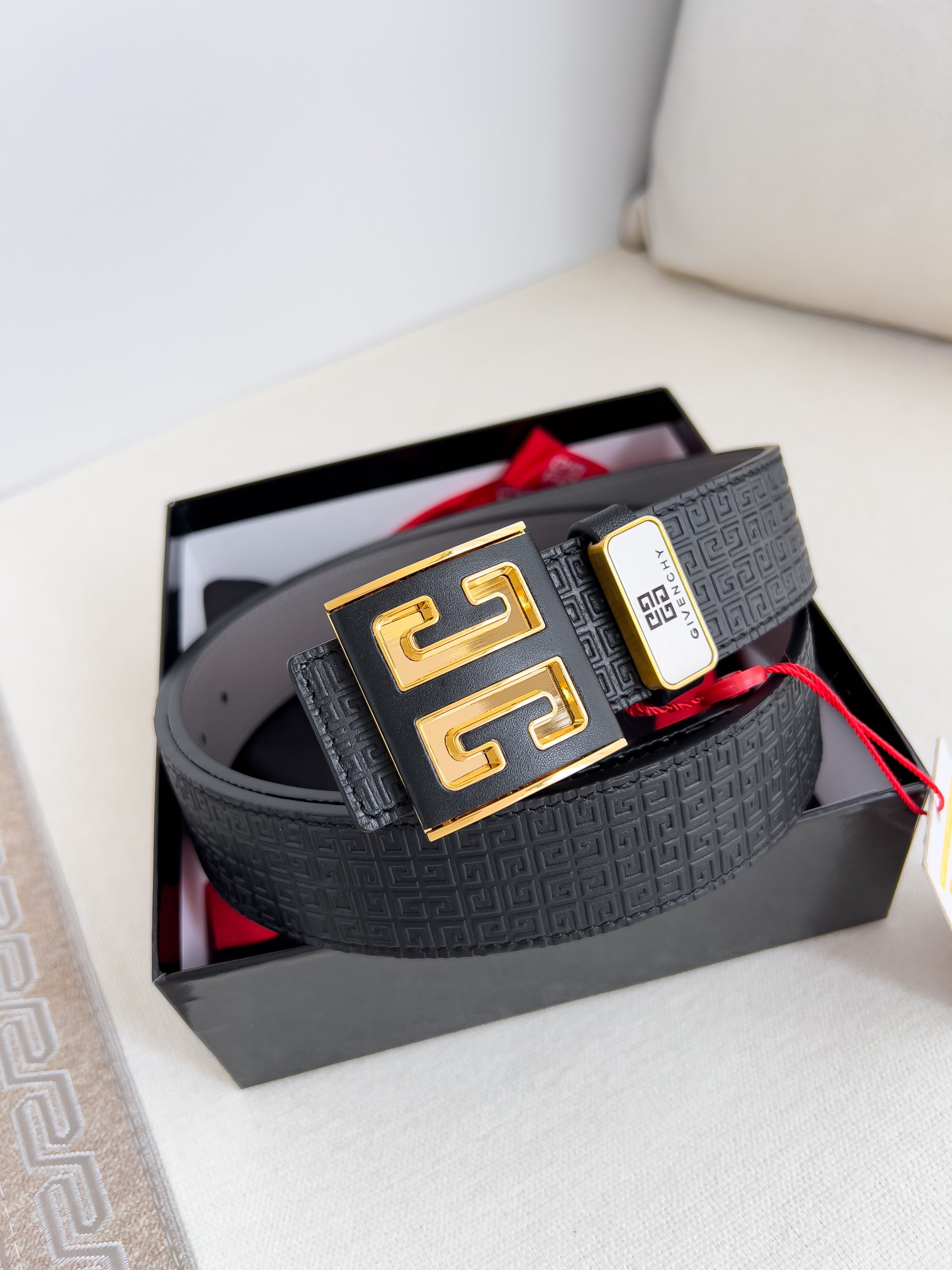Givenchy belt-104