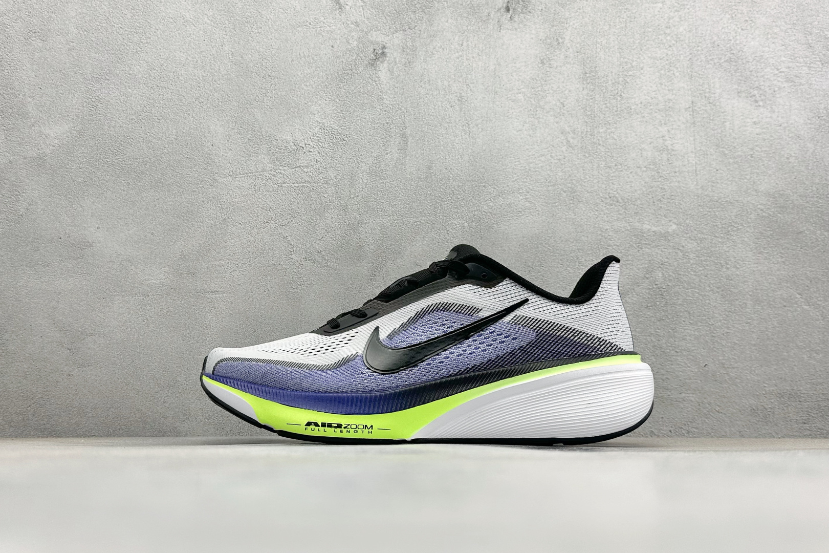 Nike Sneakers-312