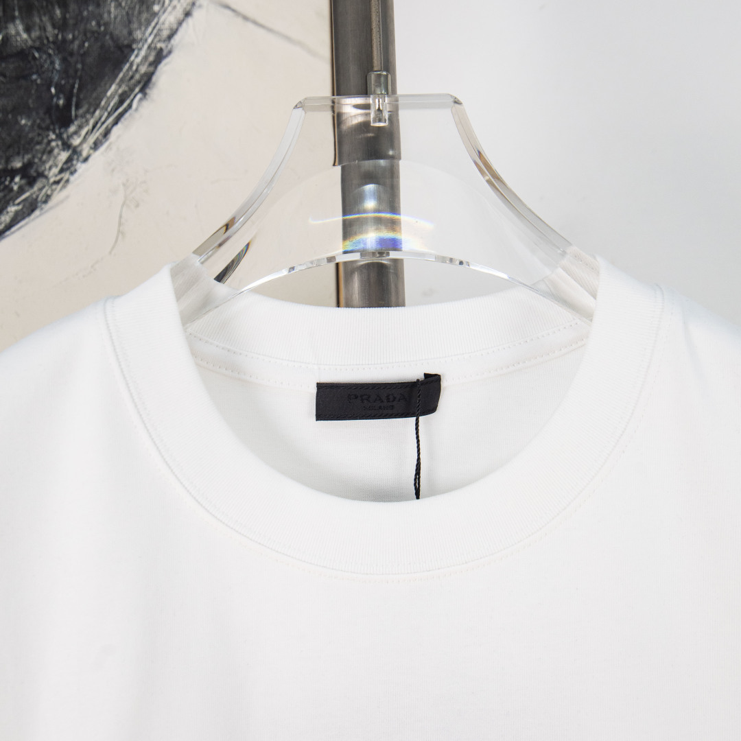 Prada clothing-265