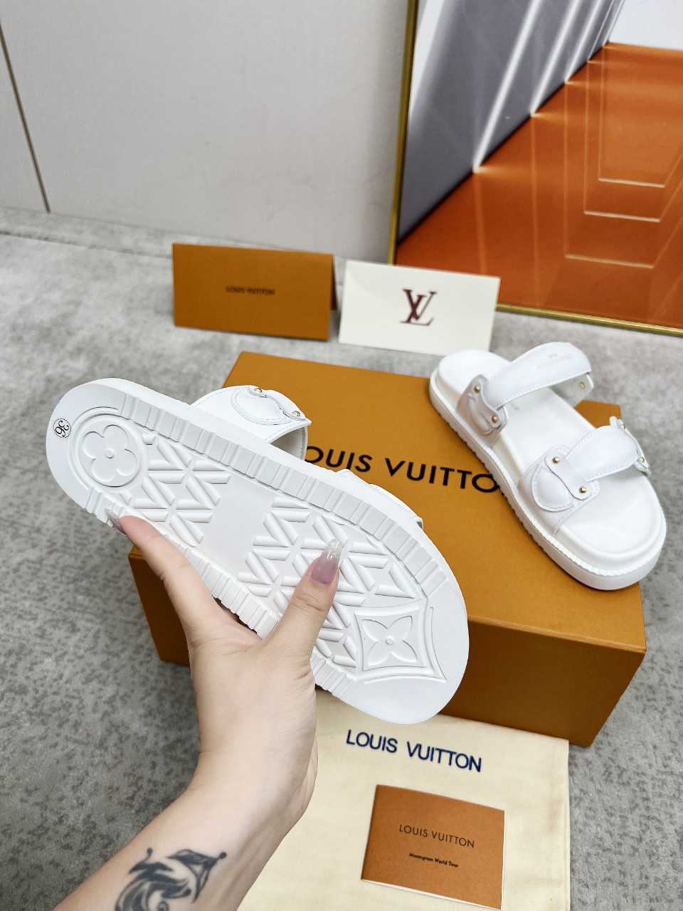 LV Summer footwear