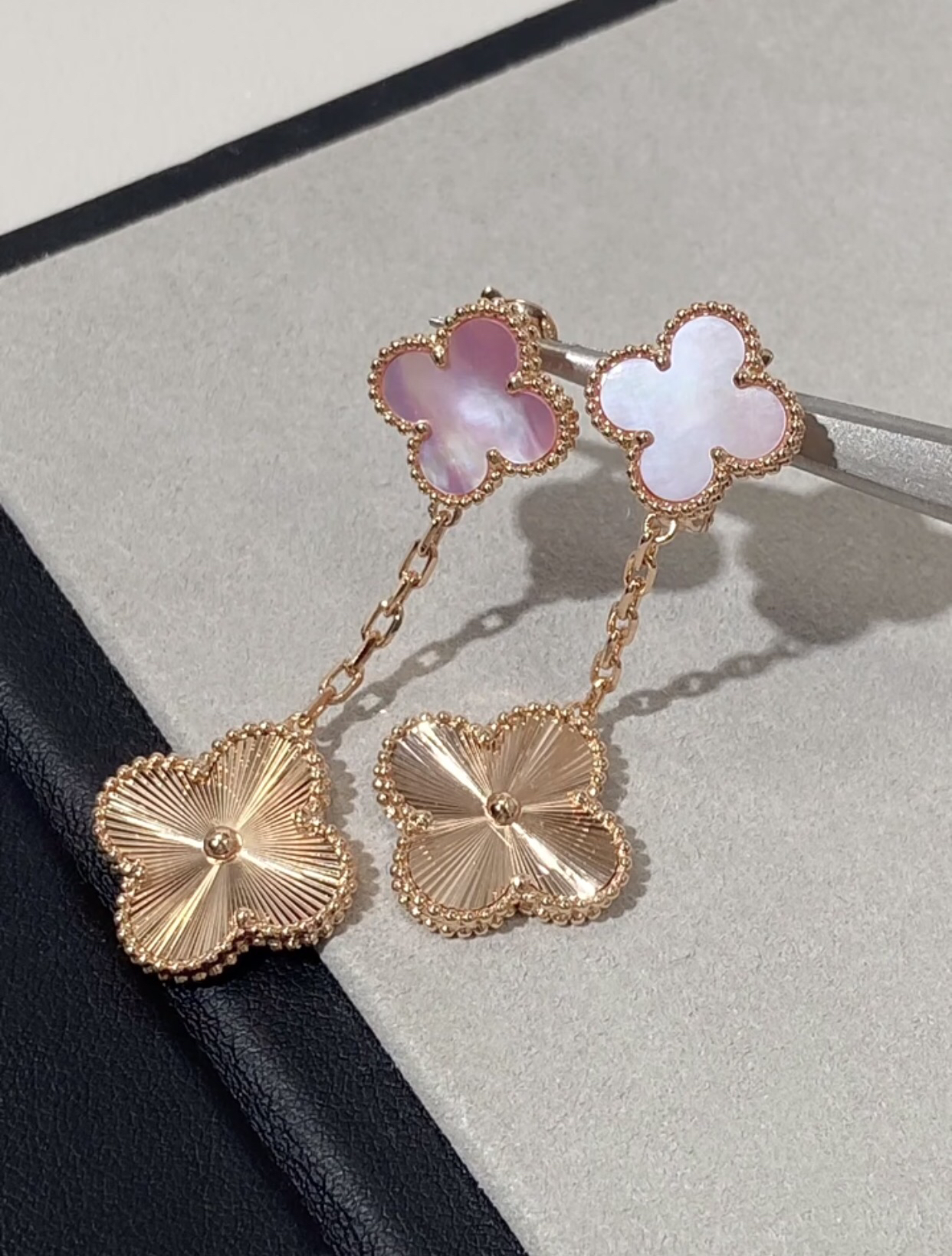 Van Cleef & Arpels earring-92