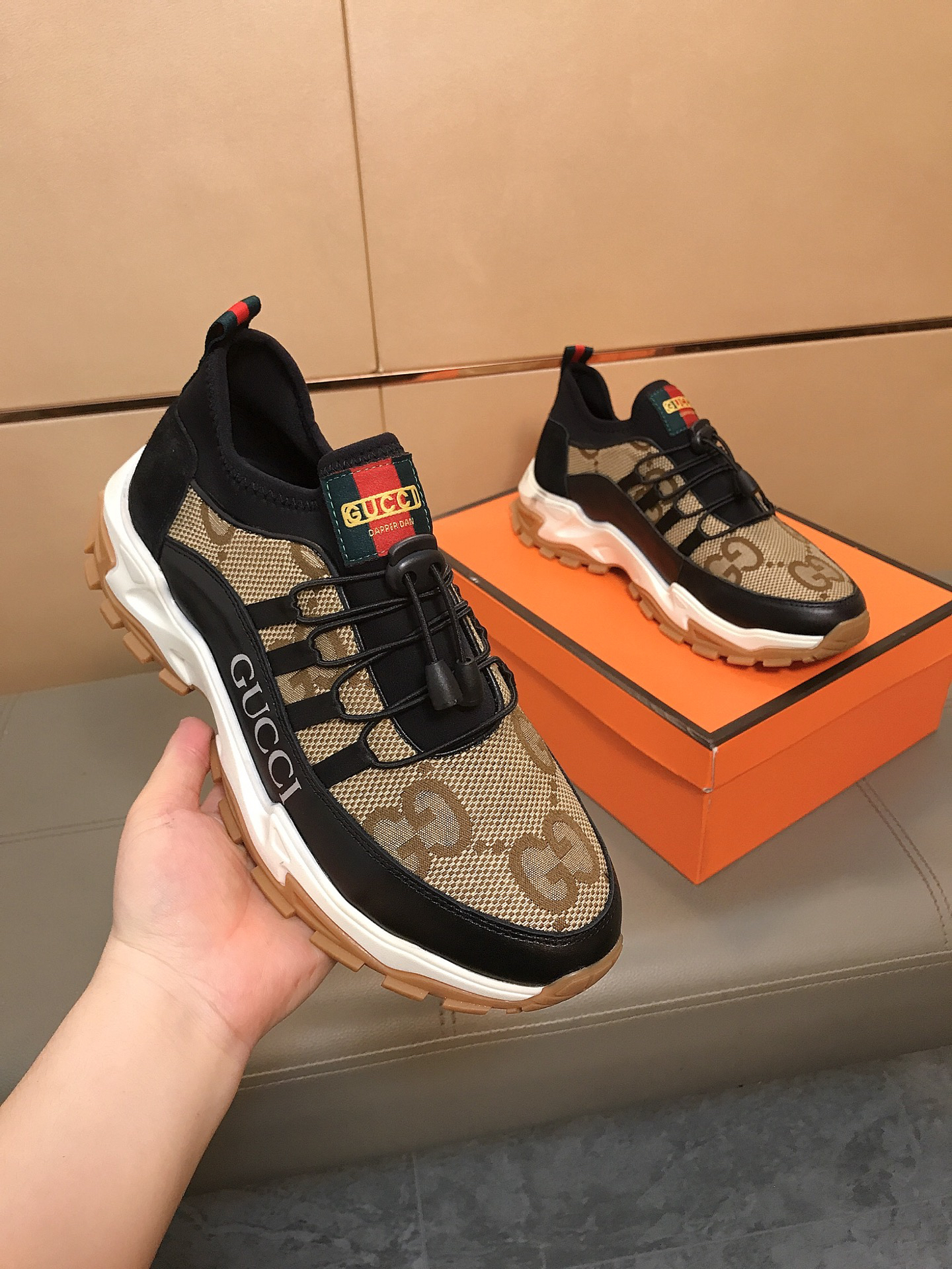 Gucci Sneakers-142