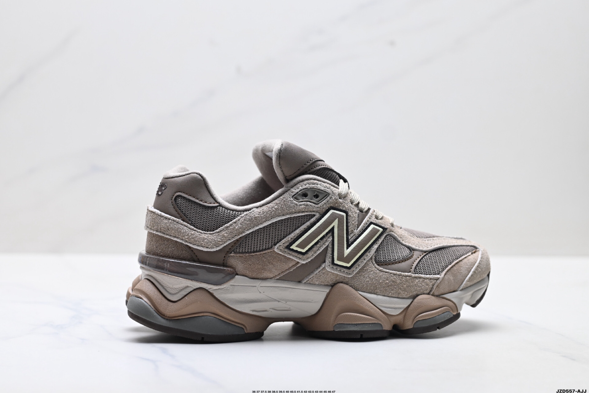 New Balance Sneakers-5