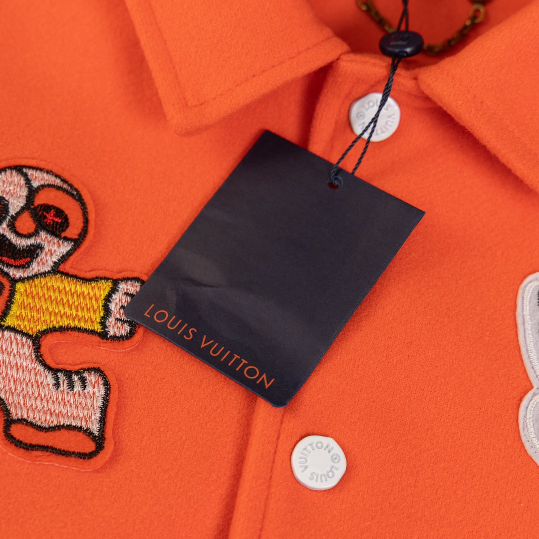 LV Clothing-307