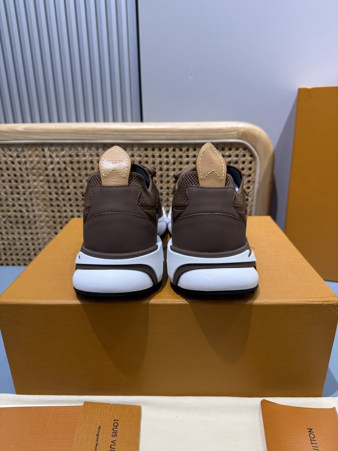 Lv Sneakers-169