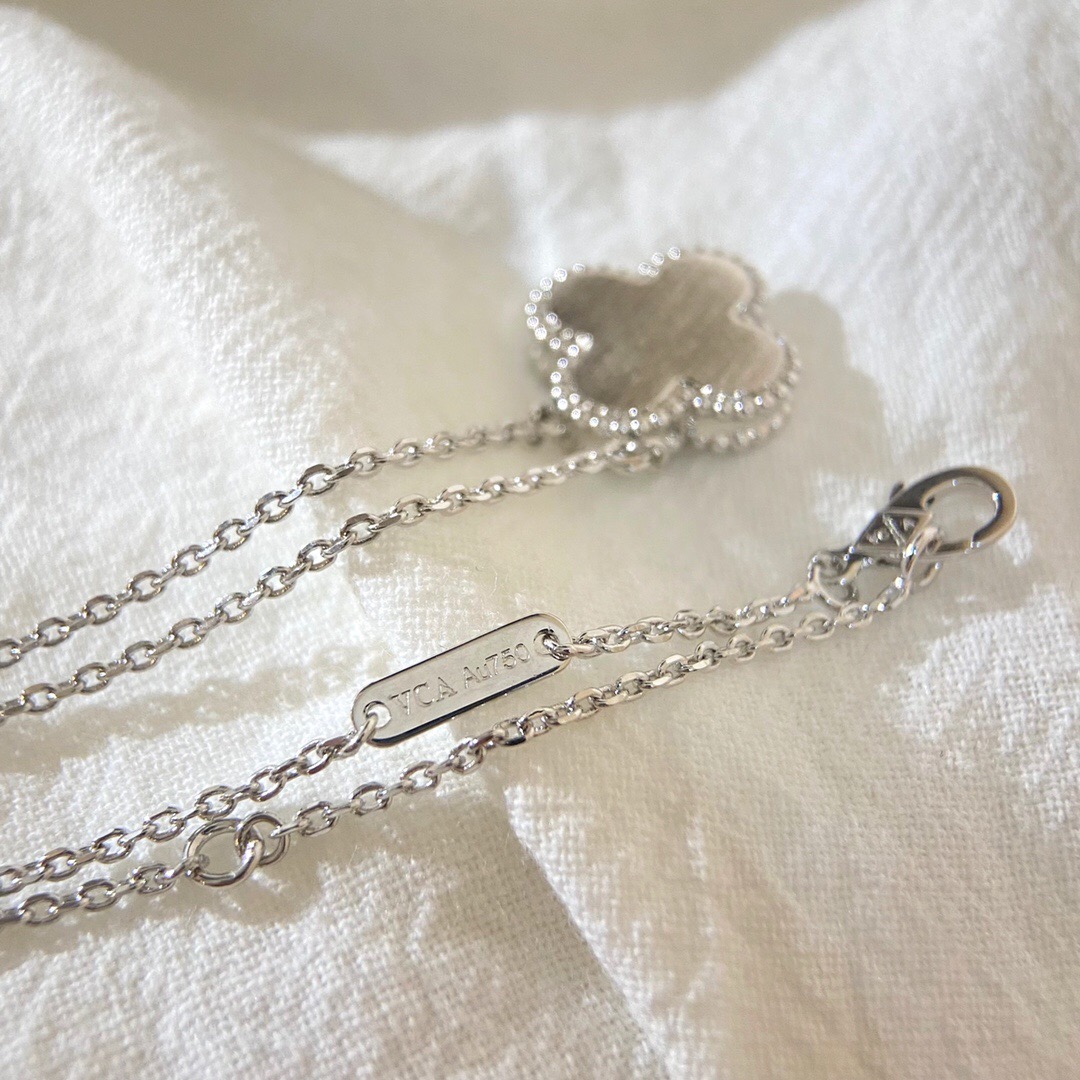 Van Cleef & Arpels necklace-48