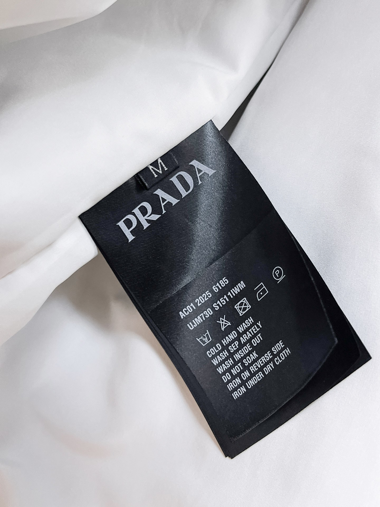 Prada Clothing-327