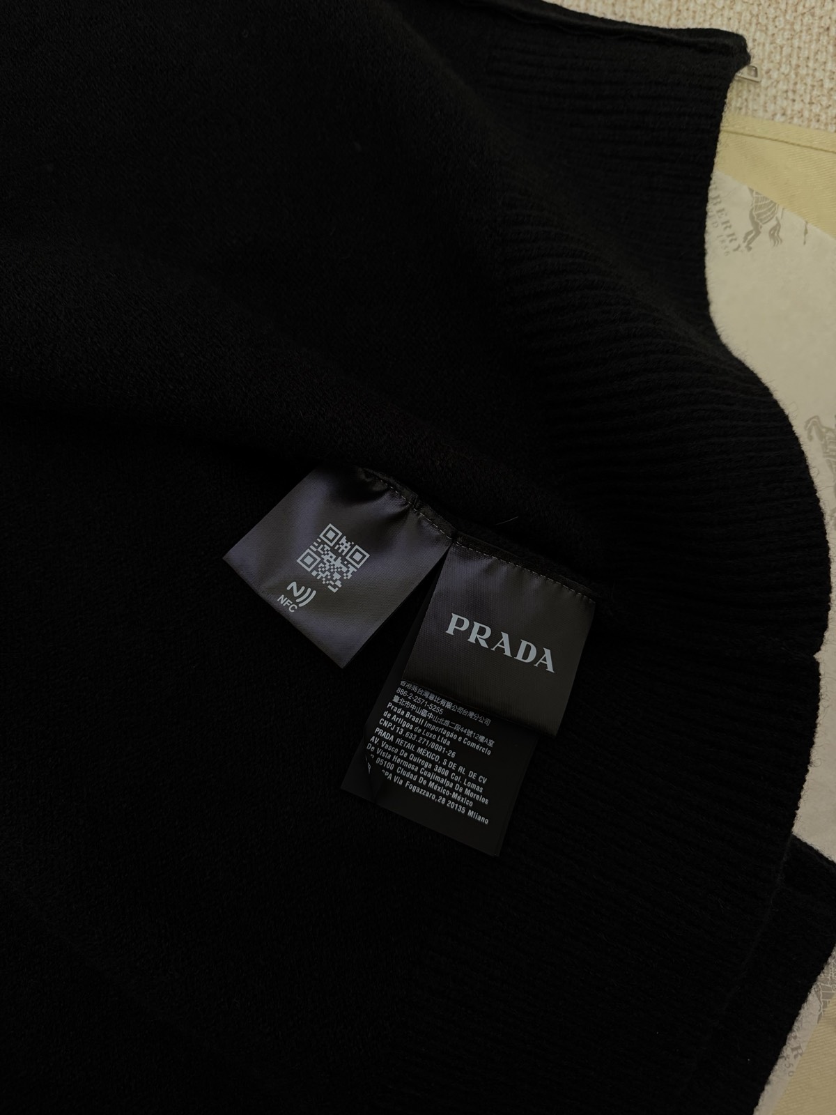 Prada Clothing-359