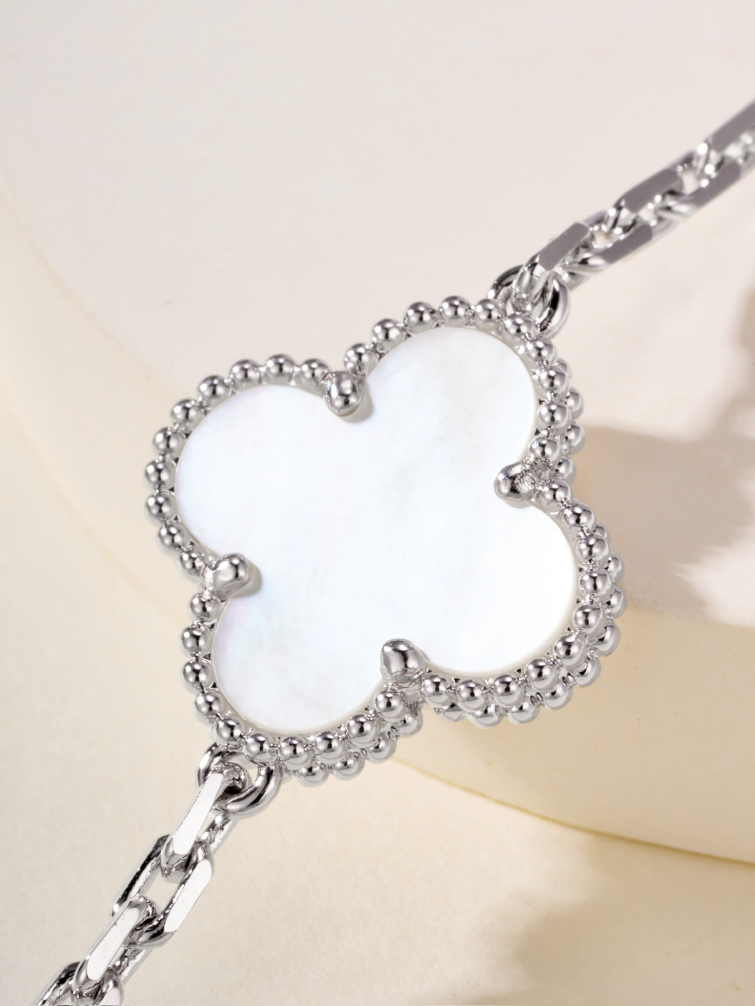 Van Cleef & Arpels Bracelet-18