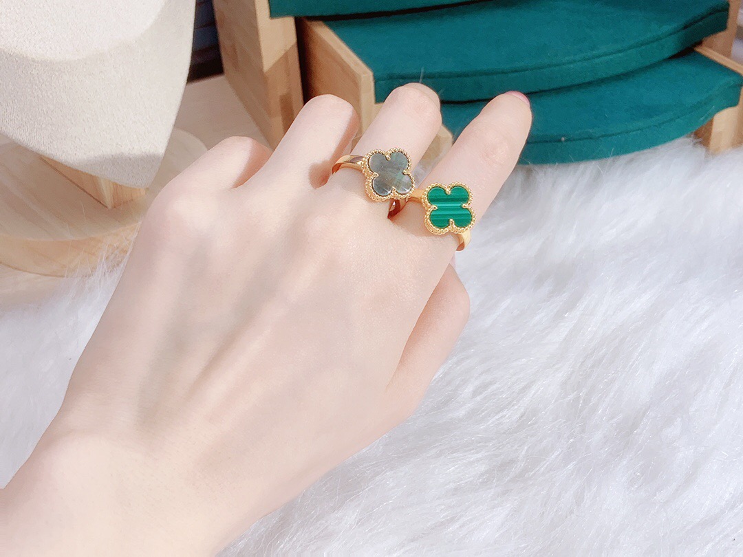 Van Cleef & Arpels ring-2