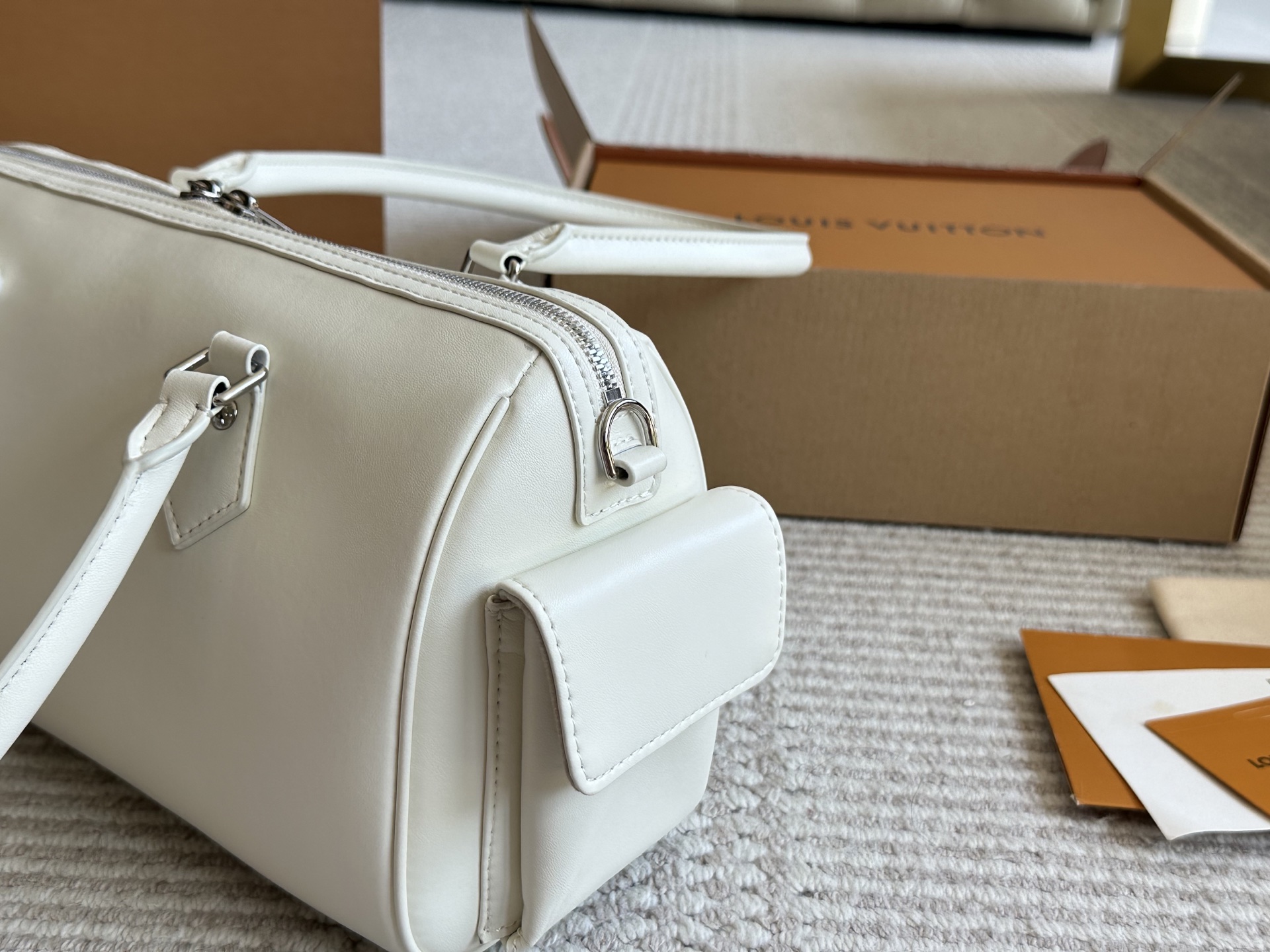 Louis Vuitton Hot New Product-17