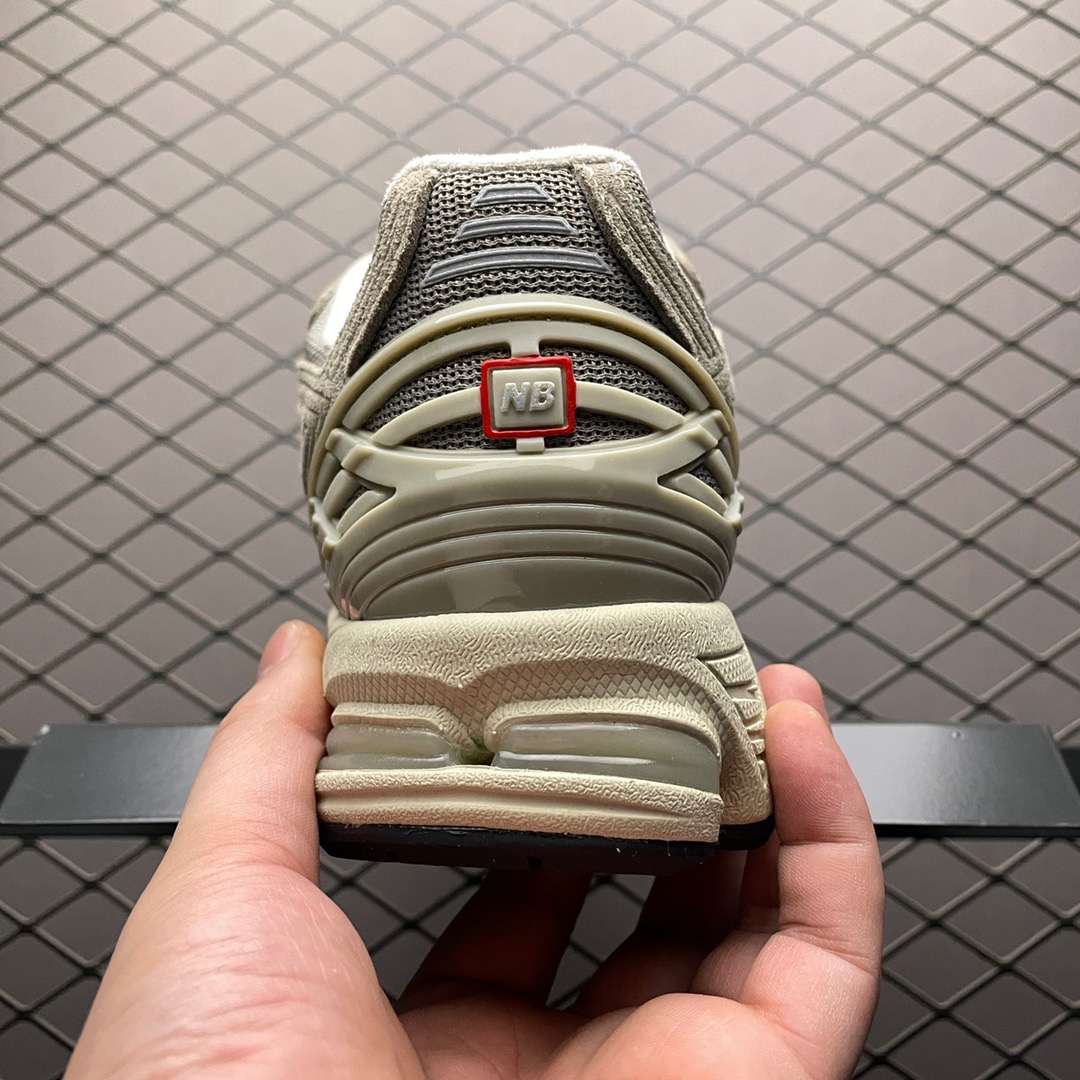 New Balance Sneakers-37