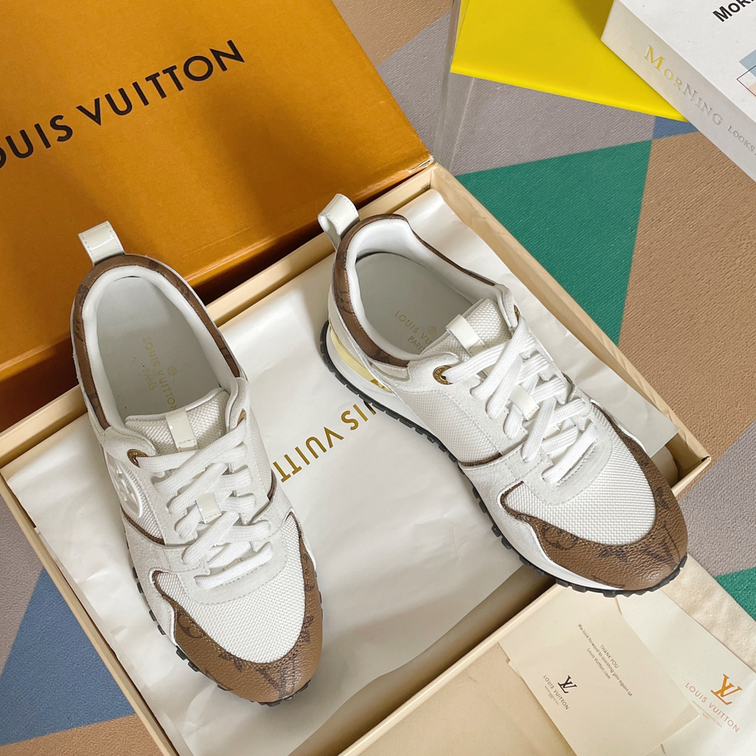 Lv Sneakers-215