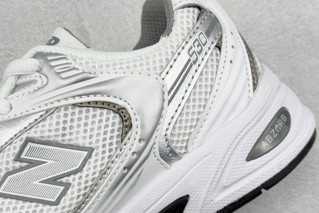 New Balance Sneakers-94