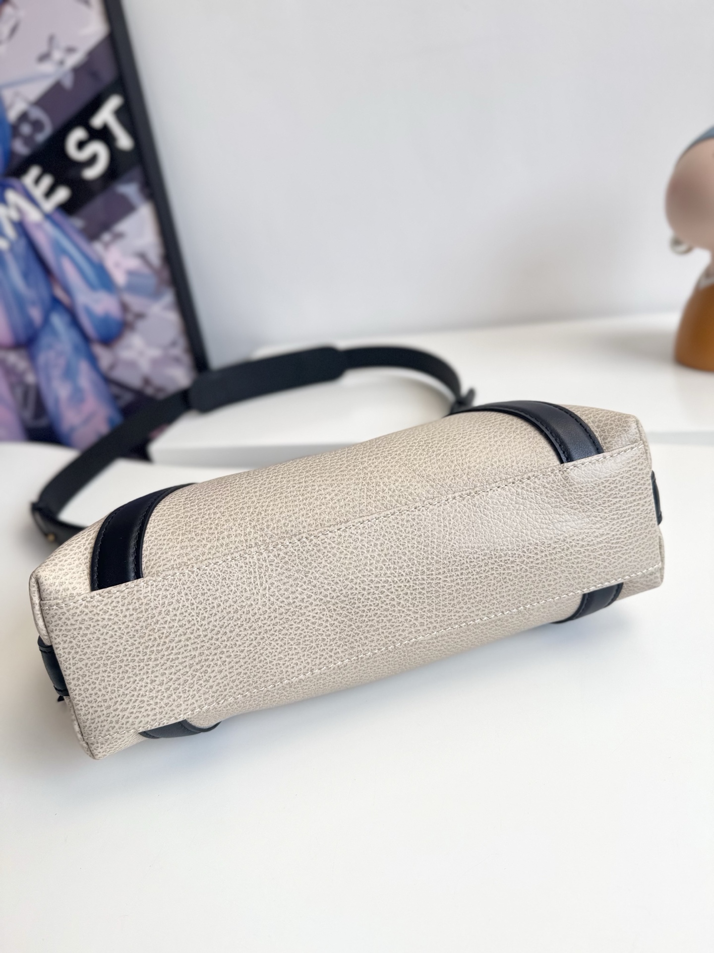 Louis Vuitton Hot New Product-201