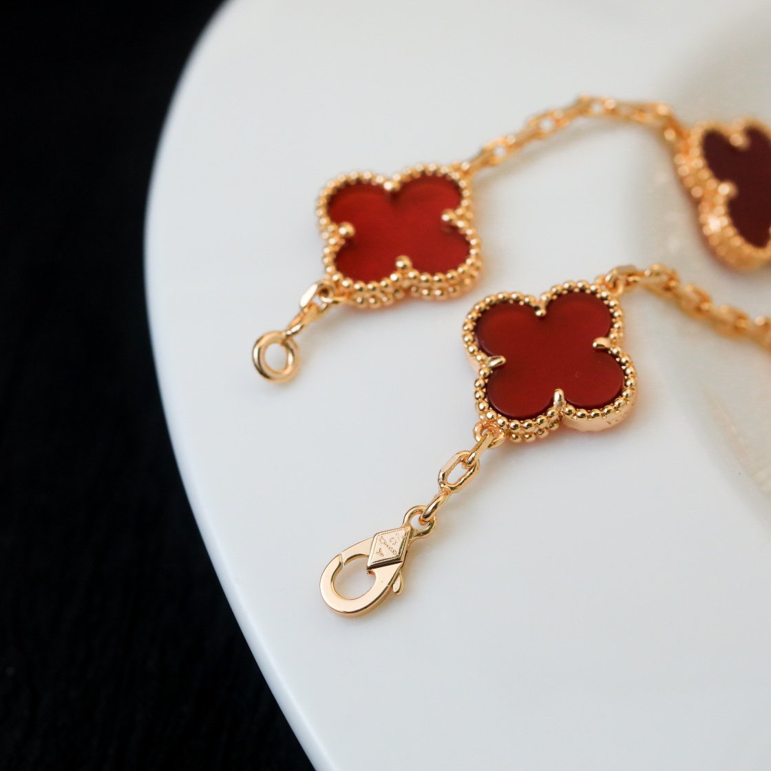 Van Cleef & Arpels Bracelet-73