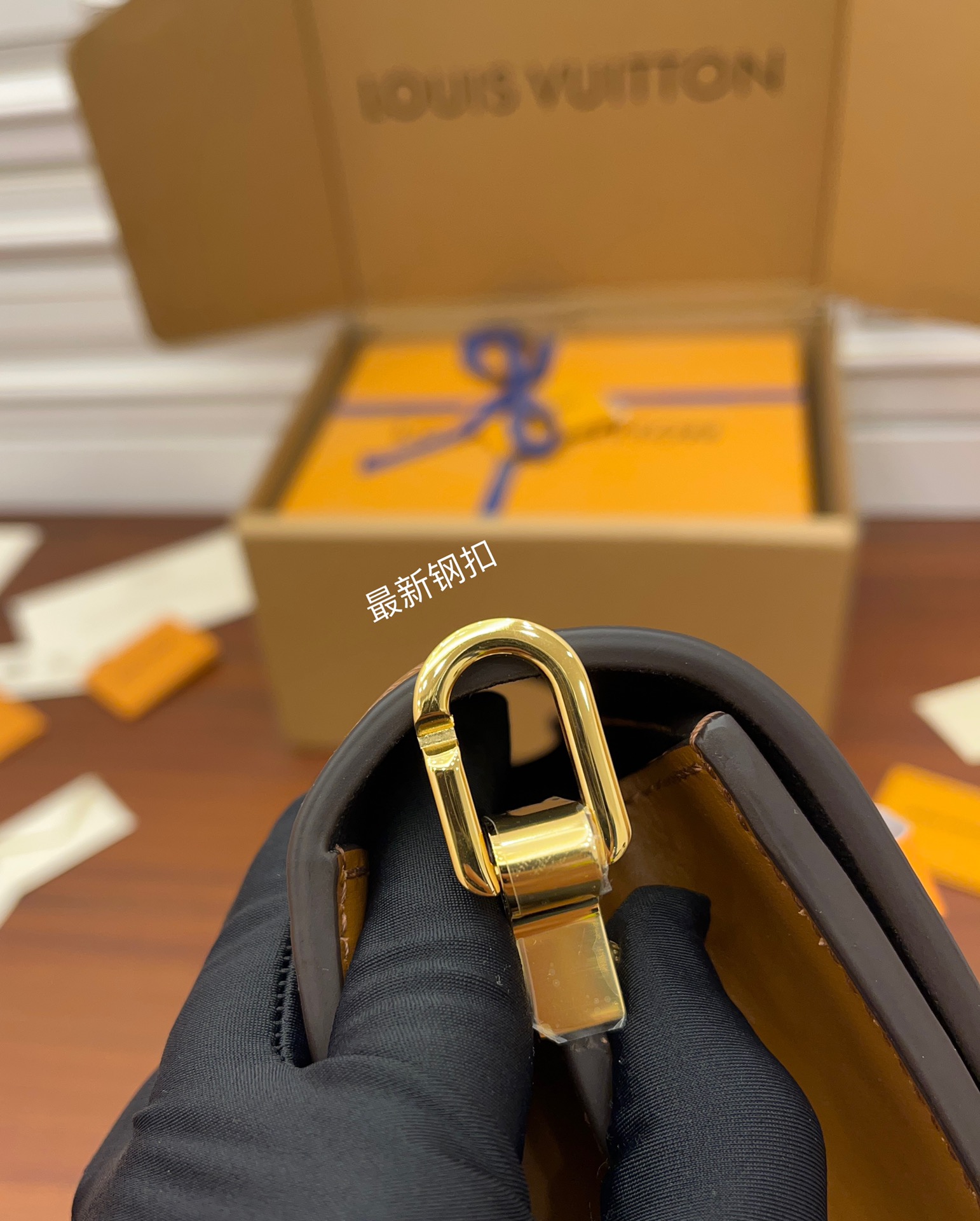 Louis Vuitton Hot New Product-72