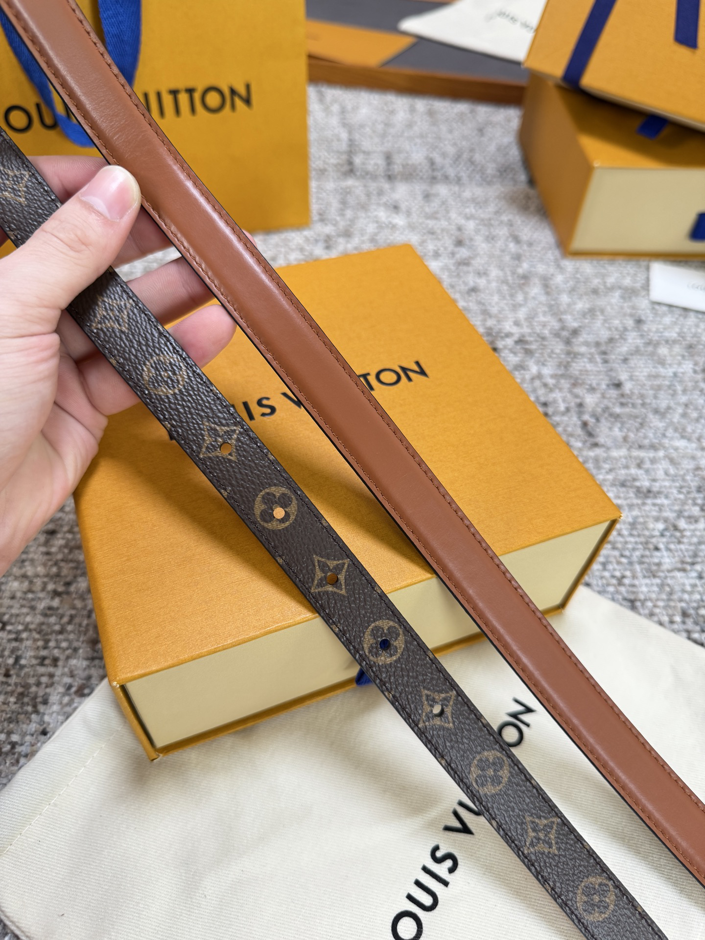 Lv belt-74