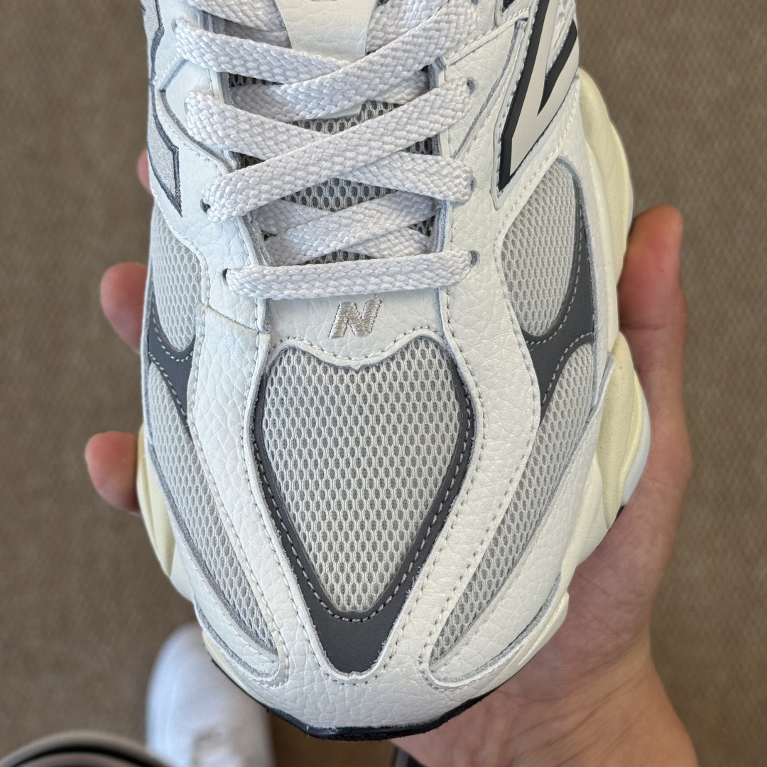 New Balance Sneakers-263