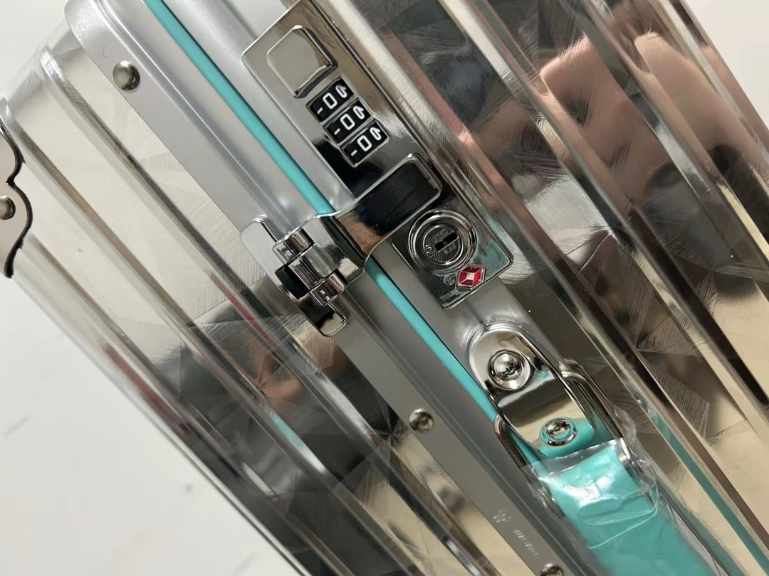 RIMOWA luggage-4