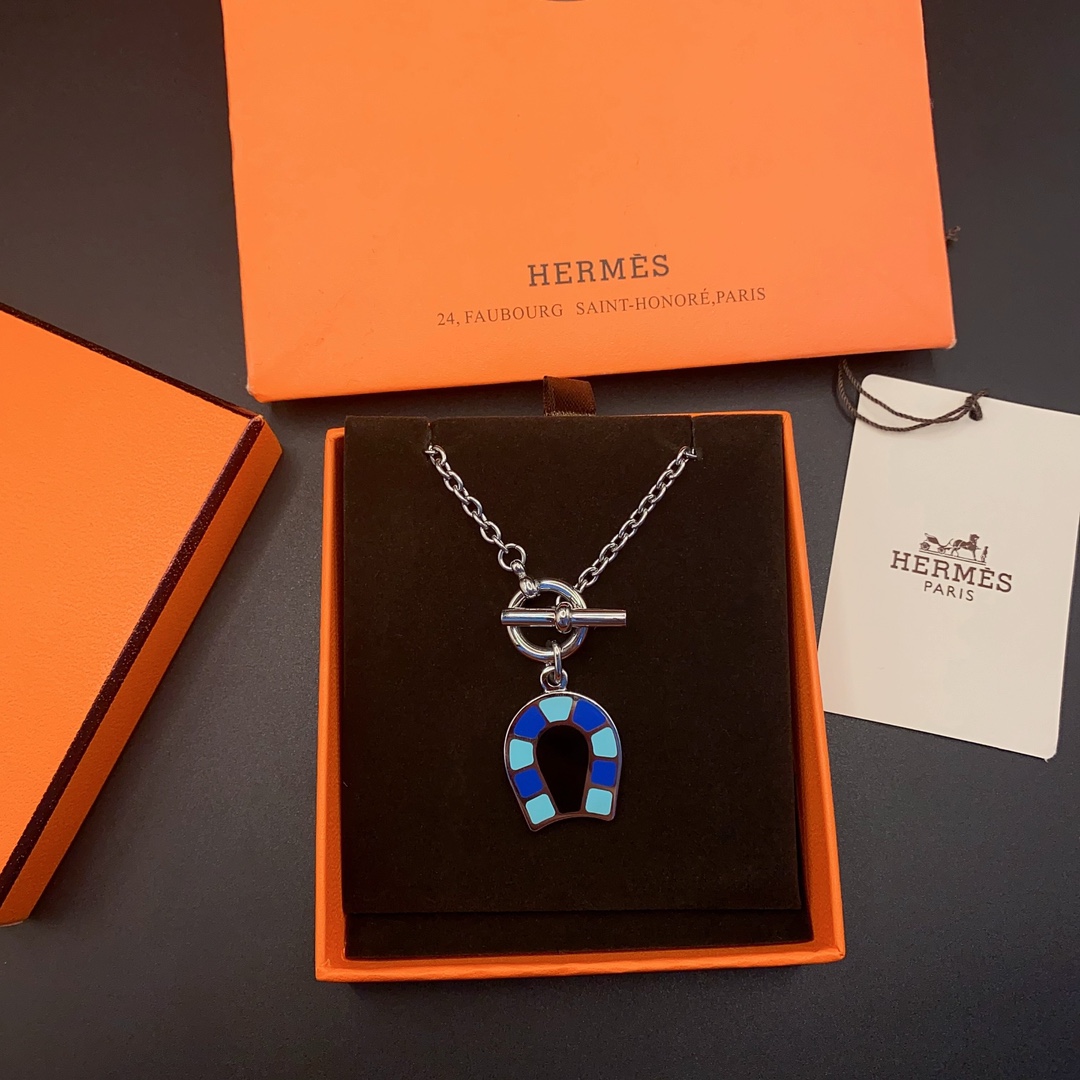 Hermes necklace-41