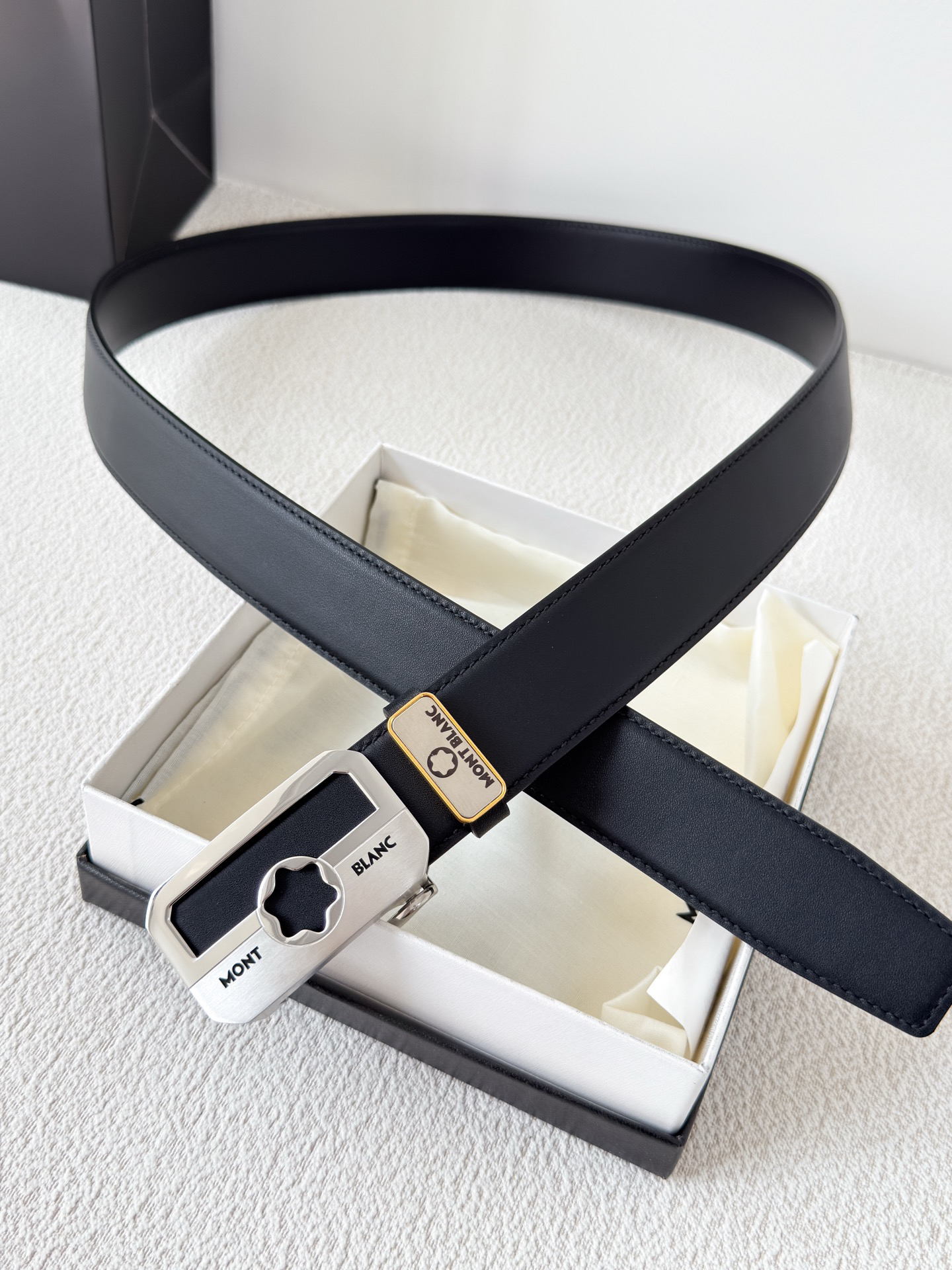 Montblanc belt-79