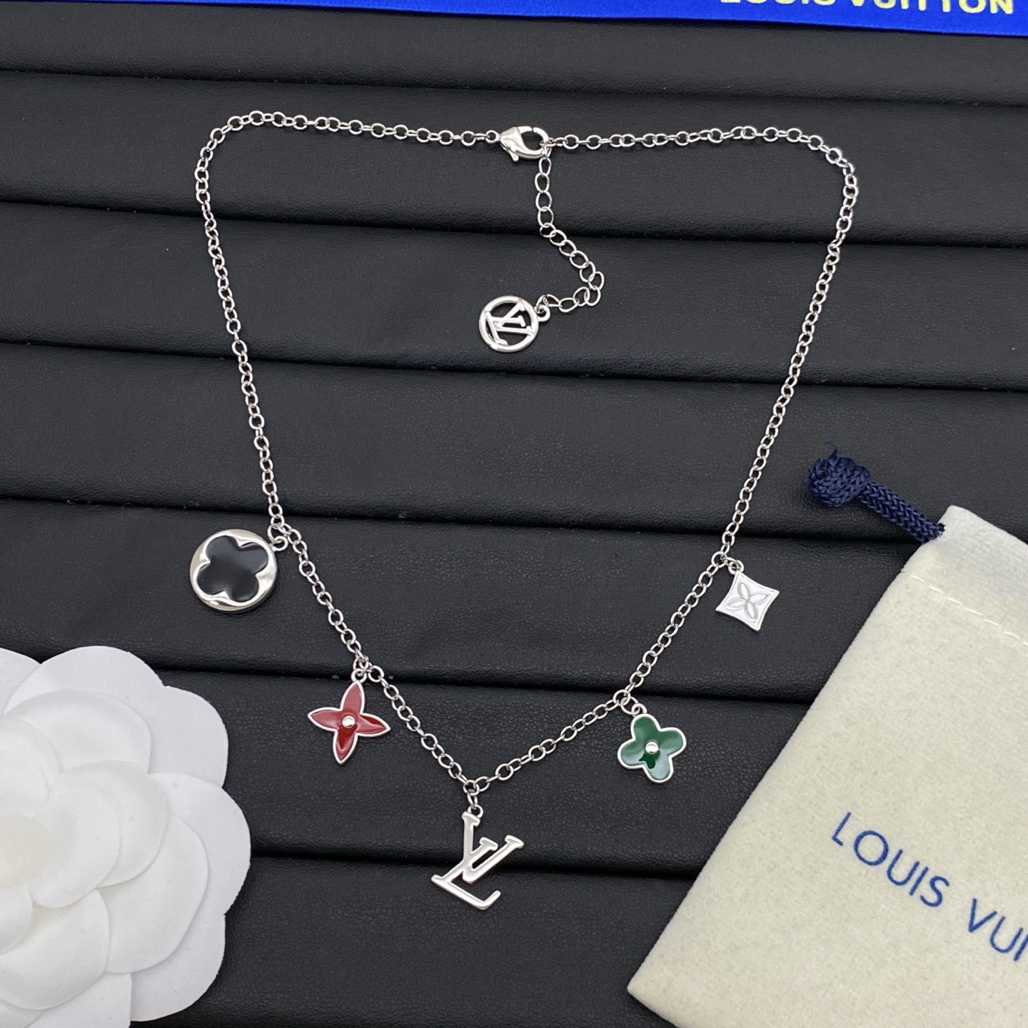 LV necklace-62