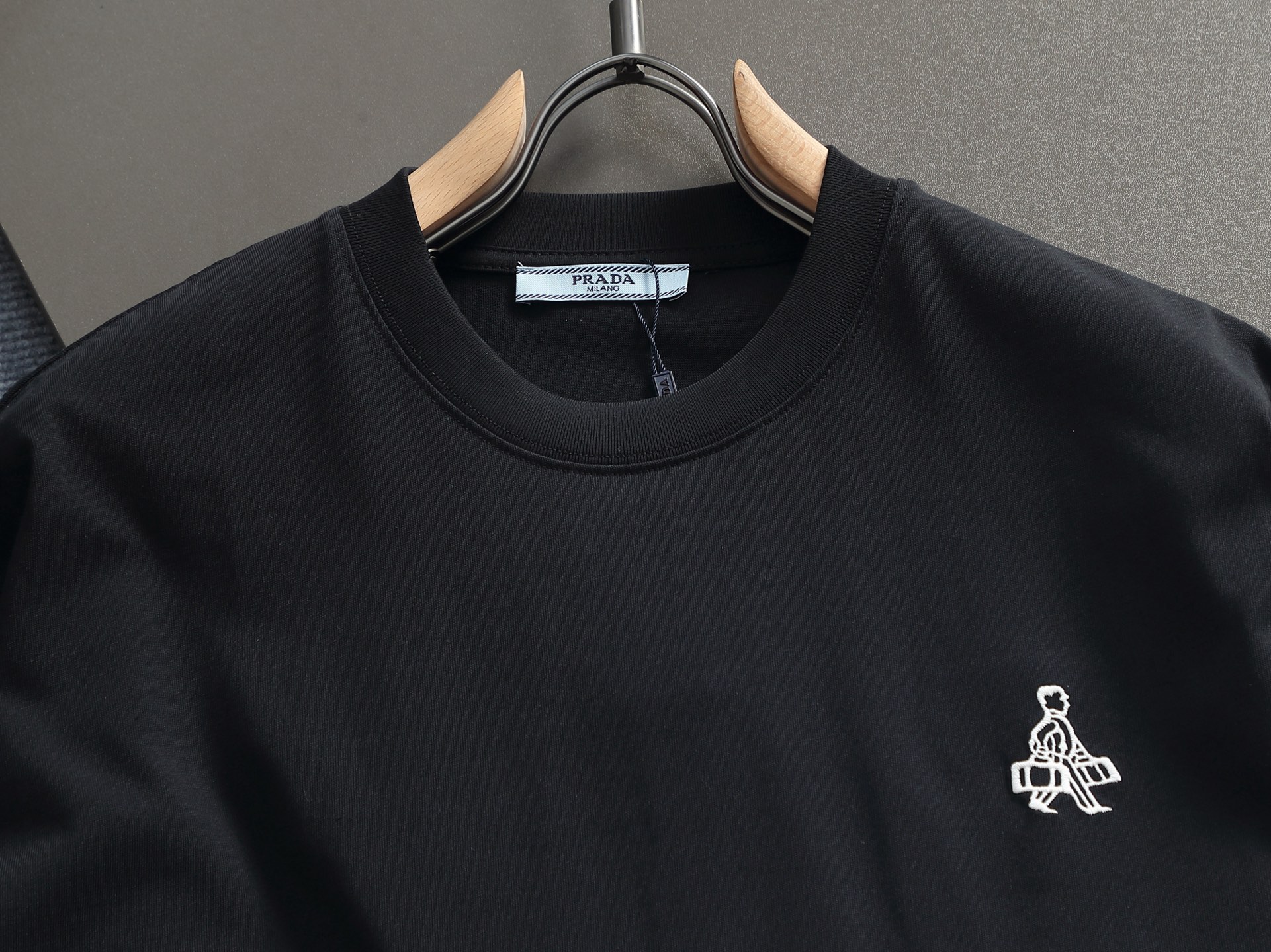 Prada clothing-200