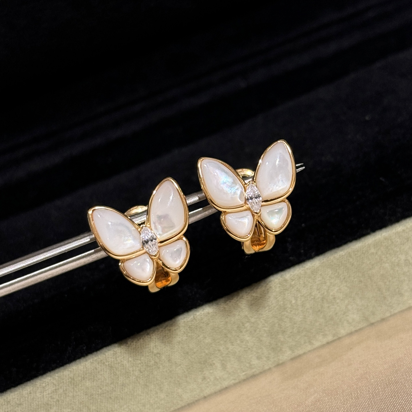 Van Cleef & Arpels earring-31