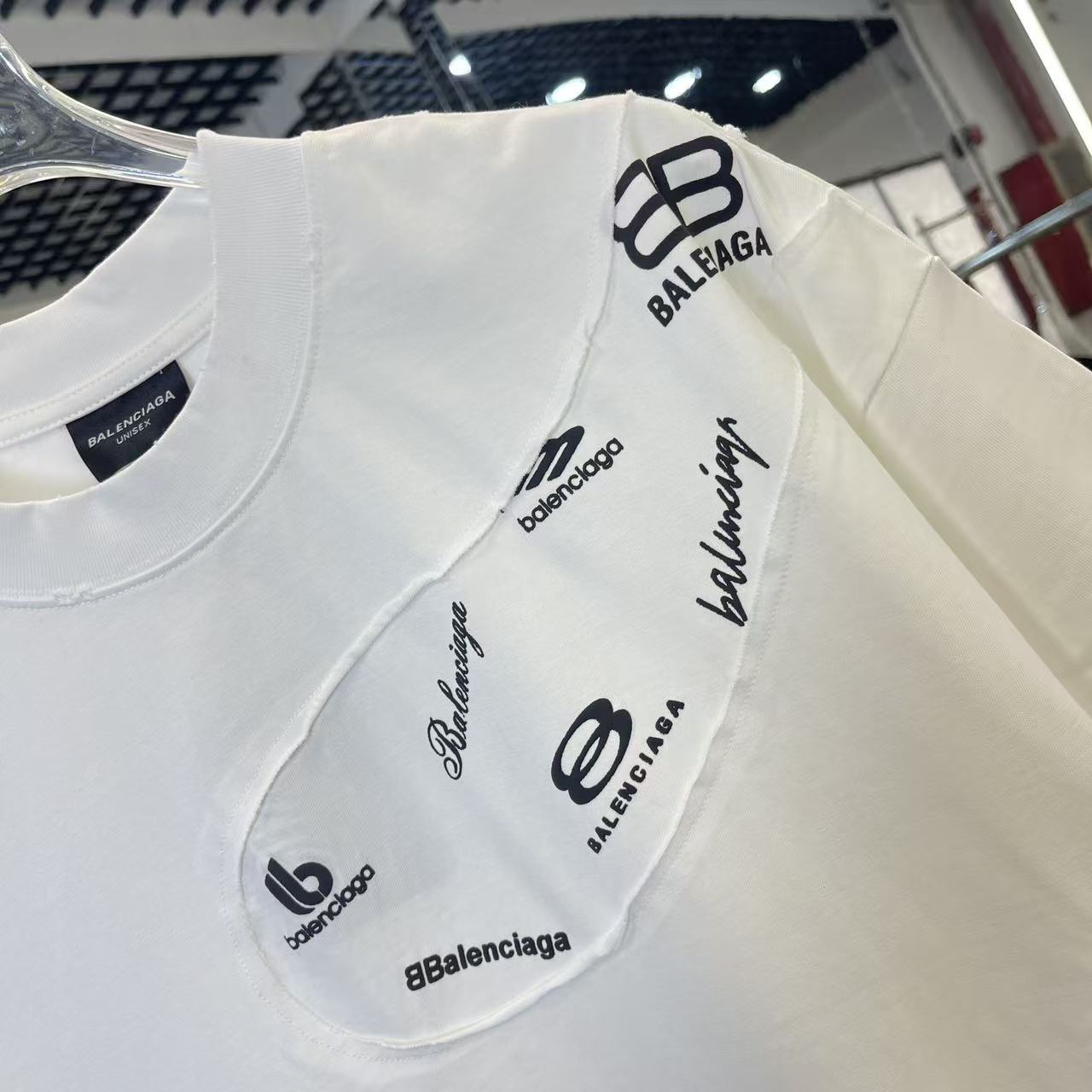 Balenciaga clothing-93