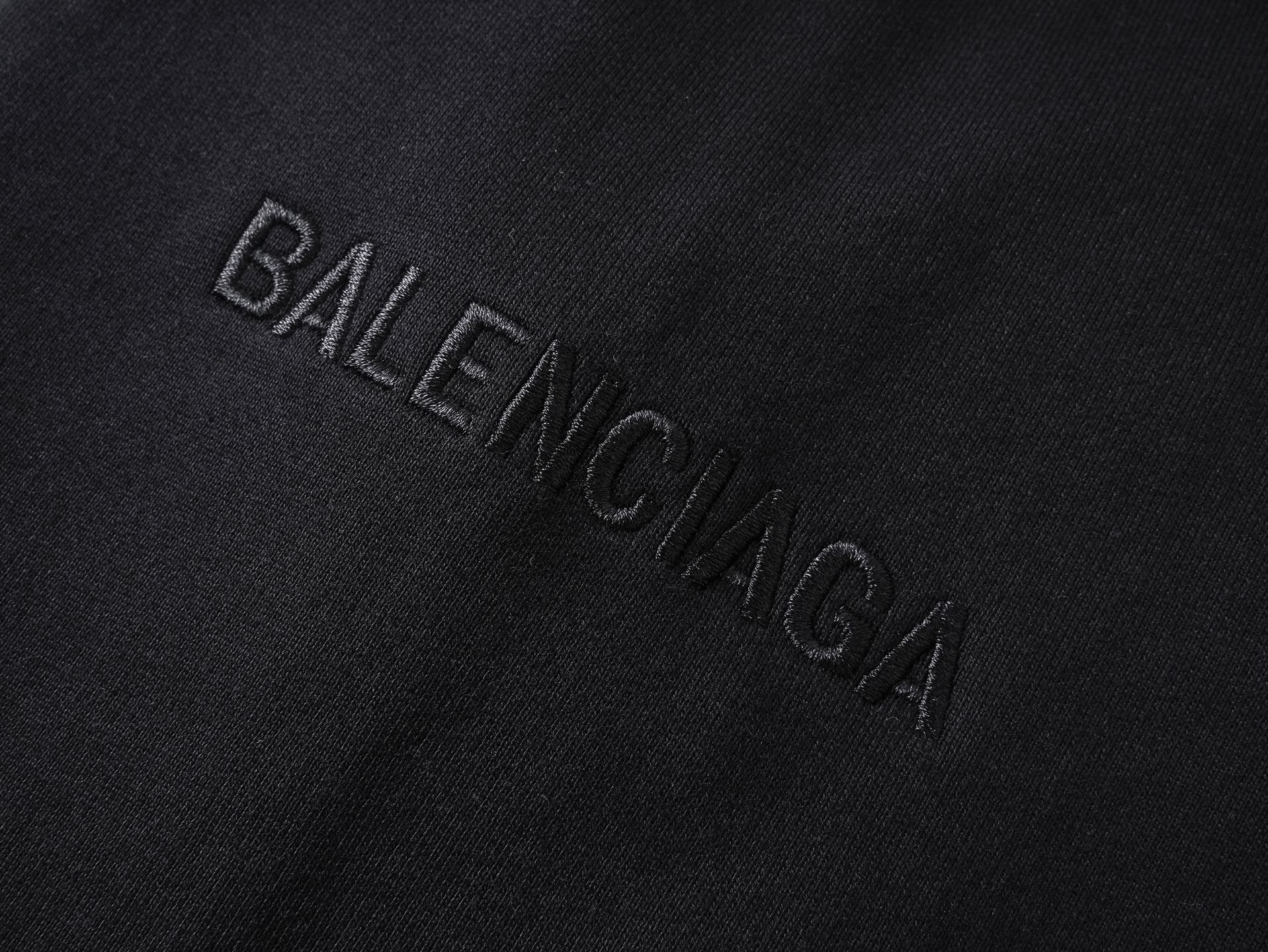 Balenciaga clothing-255